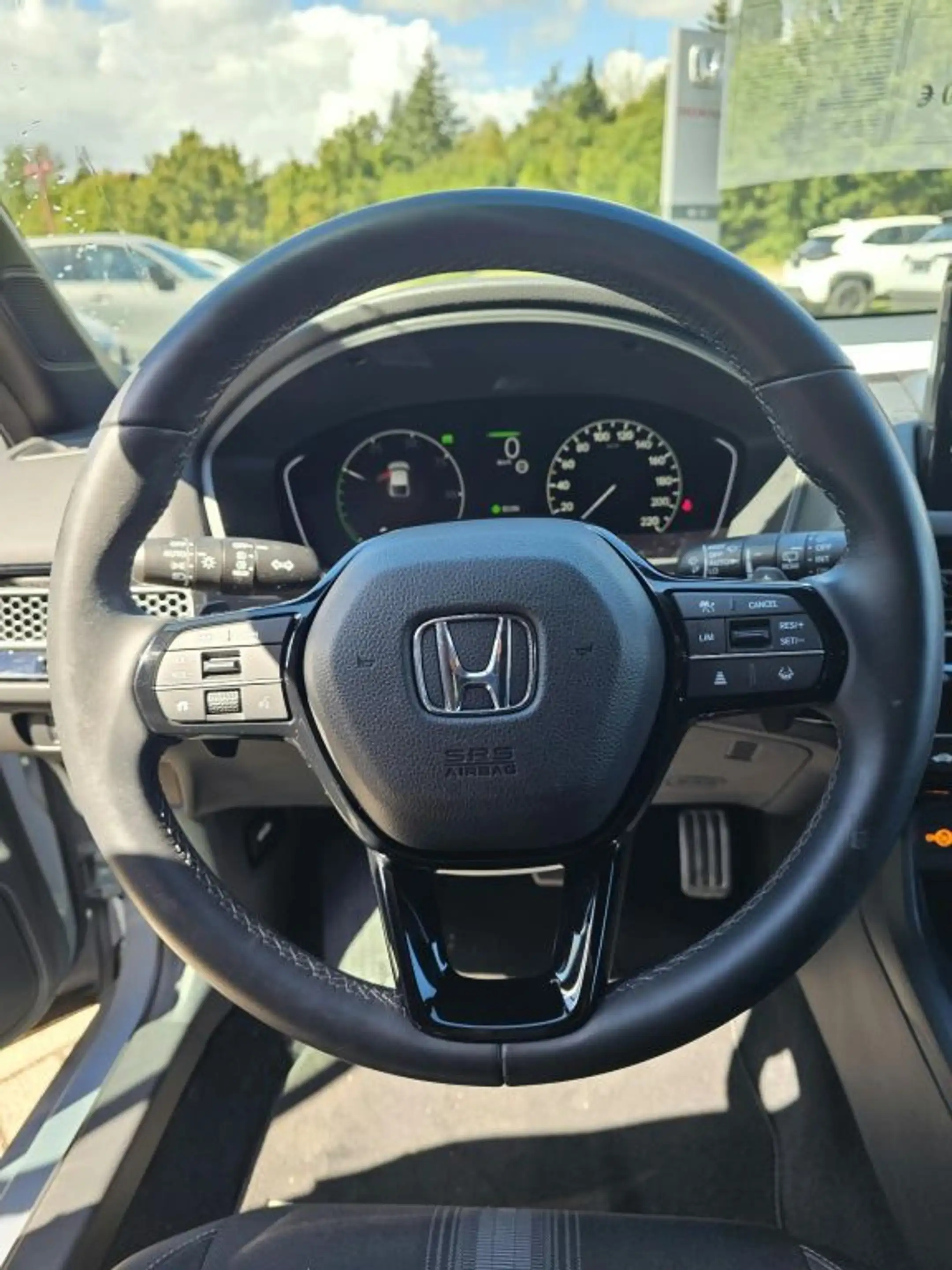 Honda Civic e:HEV 2.0 i-MMD Hybrid Sport — photo 9