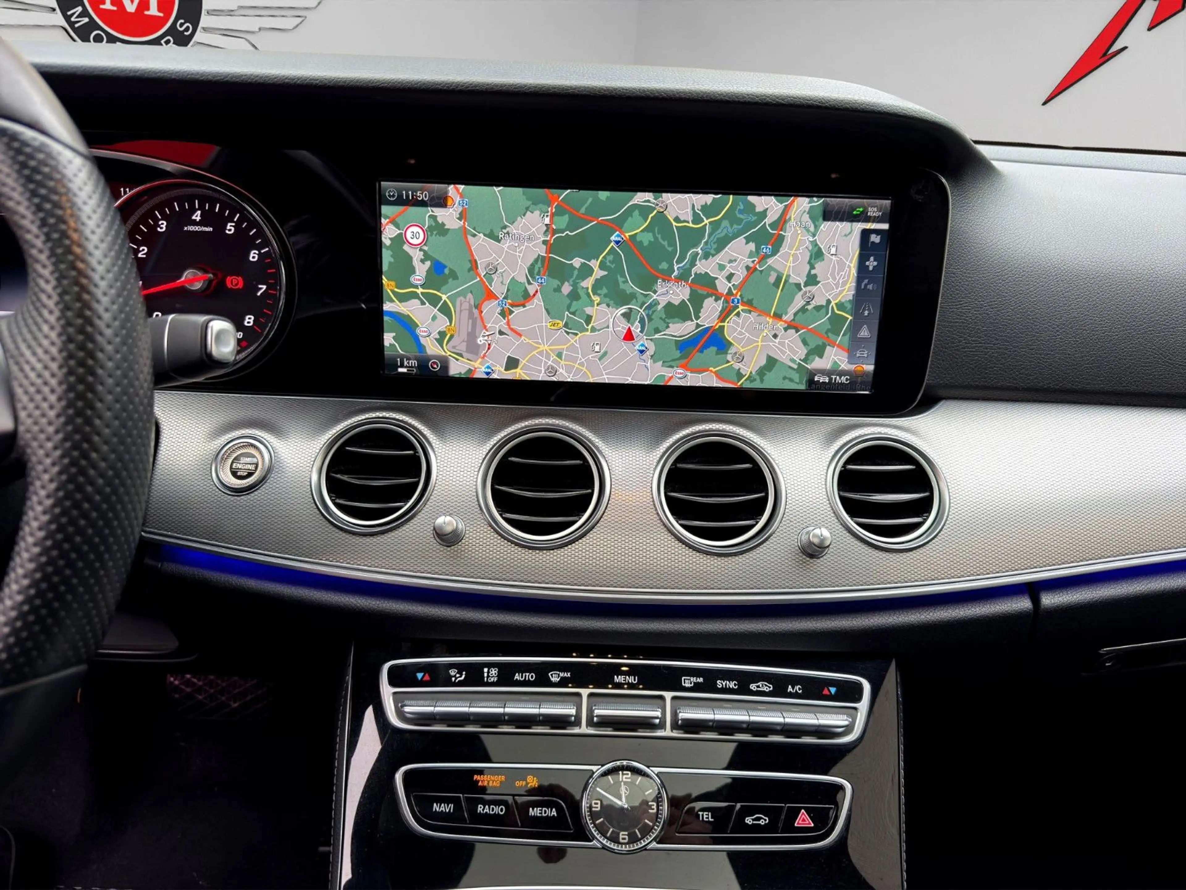 Mercedes-Benz E 250 9G AMG *Aut.*Leder*Schieb.*R-Cam*LED* — photo 15