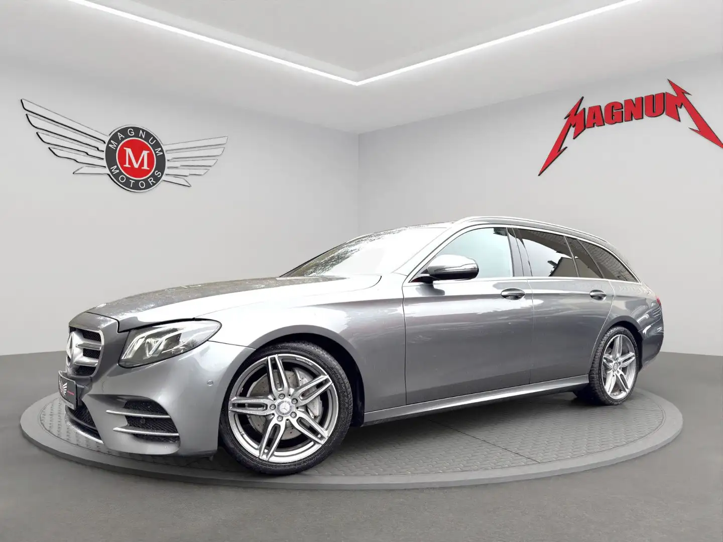Mercedes-Benz E 250 9G AMG *Aut.*Leder*Schieb.*R-Cam*LED* Grau - 2