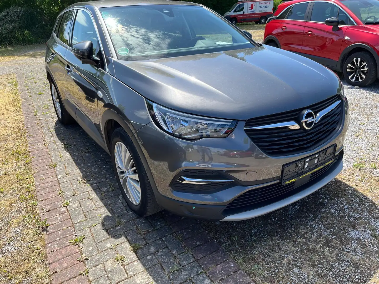 Opel Grandland X Grandland Innovation (130 PS) + AHK + IntellLink + Grau - 1