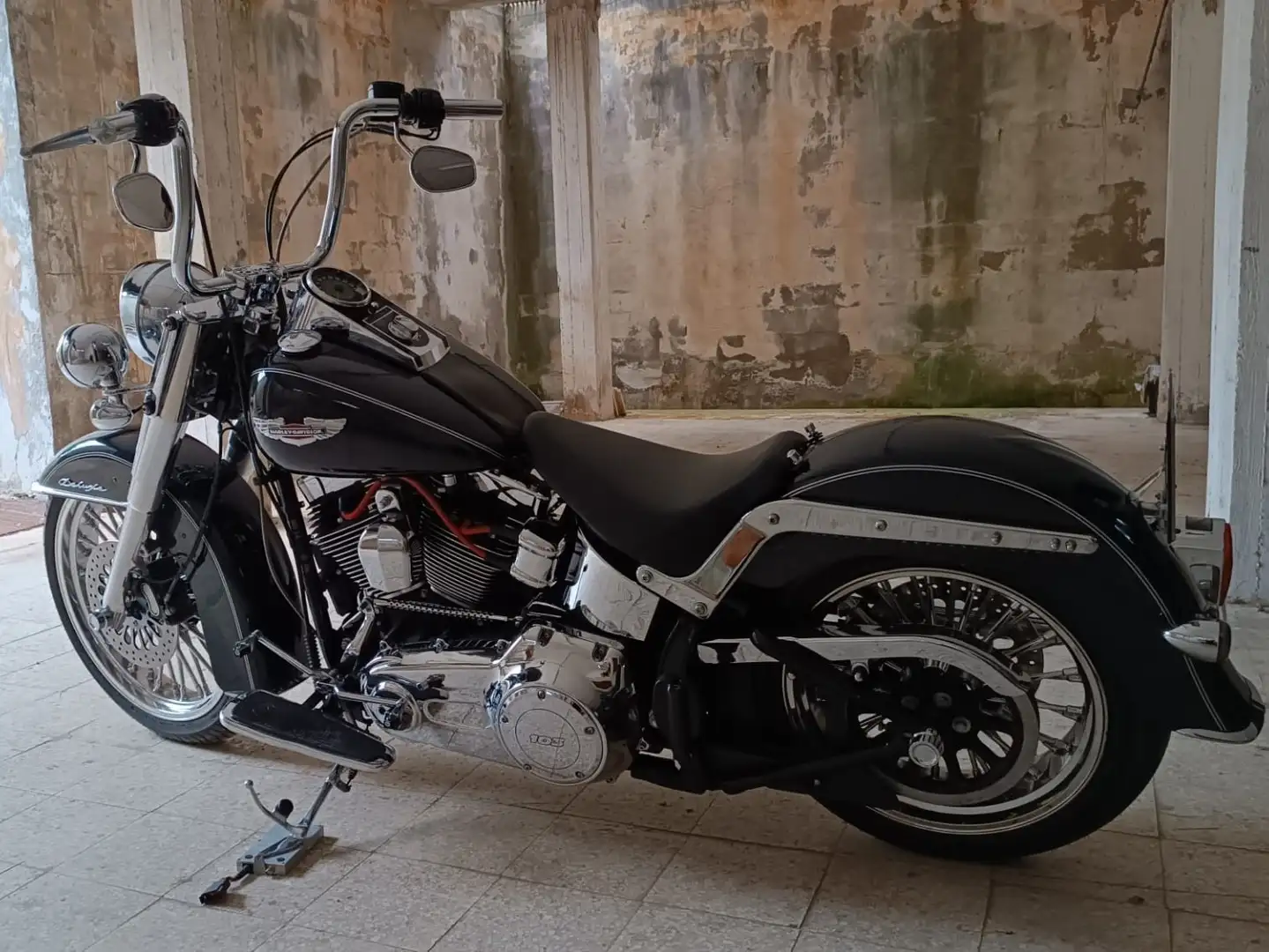 Harley-Davidson Deluxe ABS flstn Nero - 2