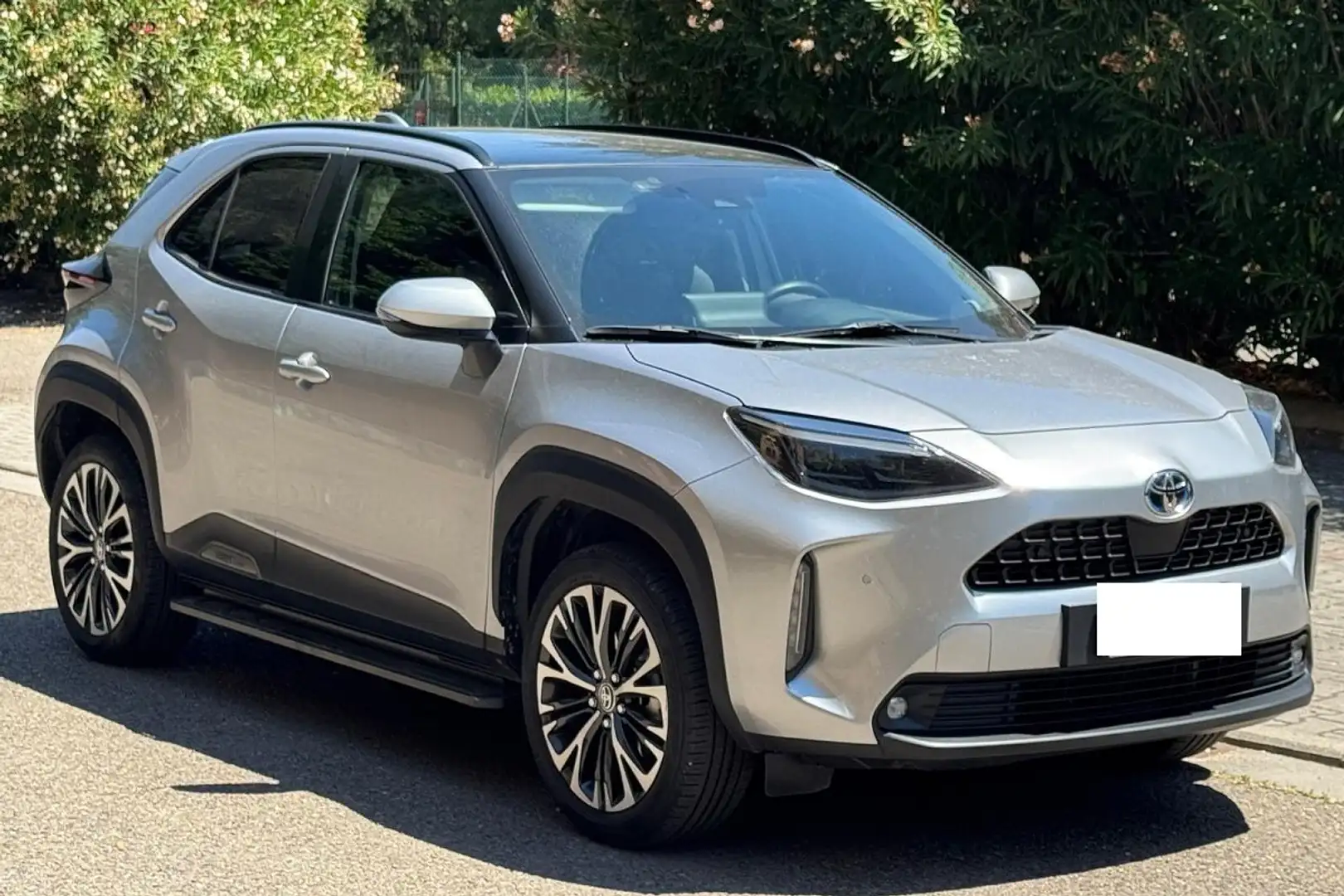 Toyota Yaris Cross Yaris Cross 1.5h LOUNGE - 2