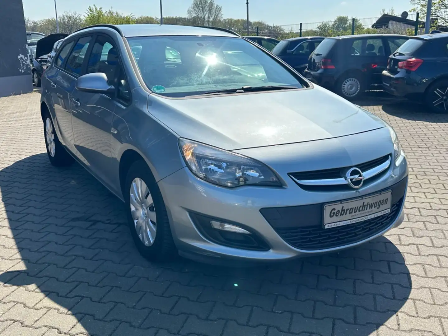 Opel Astra J Sports Tourer Edition Argent - 2