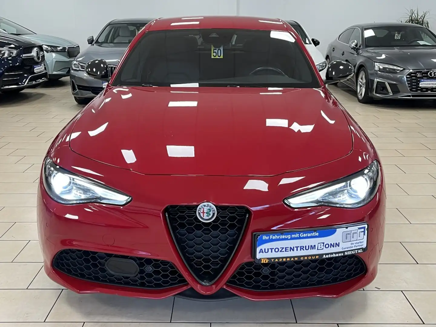 Alfa Romeo Giulia Veloce Q4 Brembo*ACC*Bi-Xenon*Leder*Navi* Rot - 2