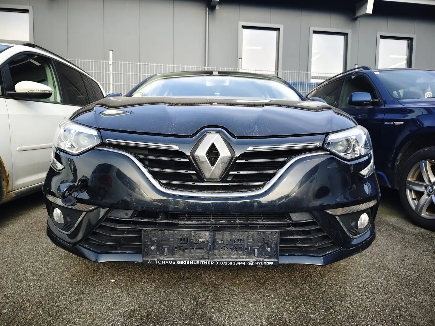 Renault Megane MOTORSCHADEN Schwarz - 2