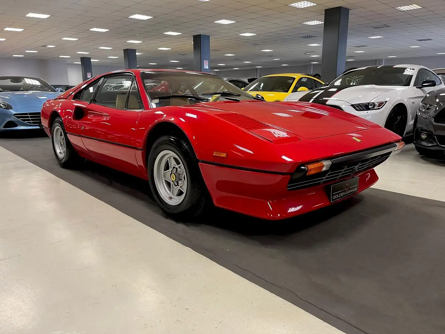 Ferrari 308 GTBi Quattrovalvole Rojo - 2