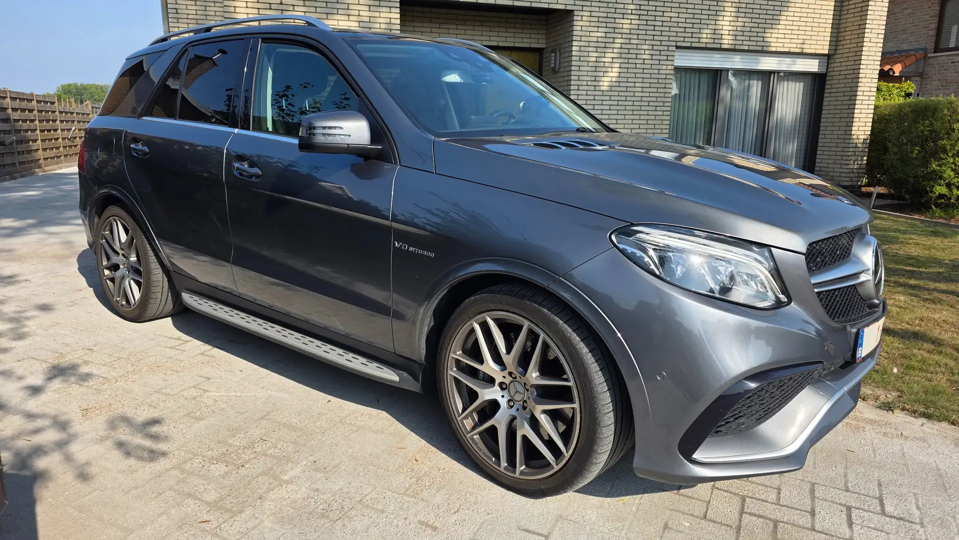 Mercedes-Benz GLE 63 AMG Lichte Vracht 700 PK Grijs - 2