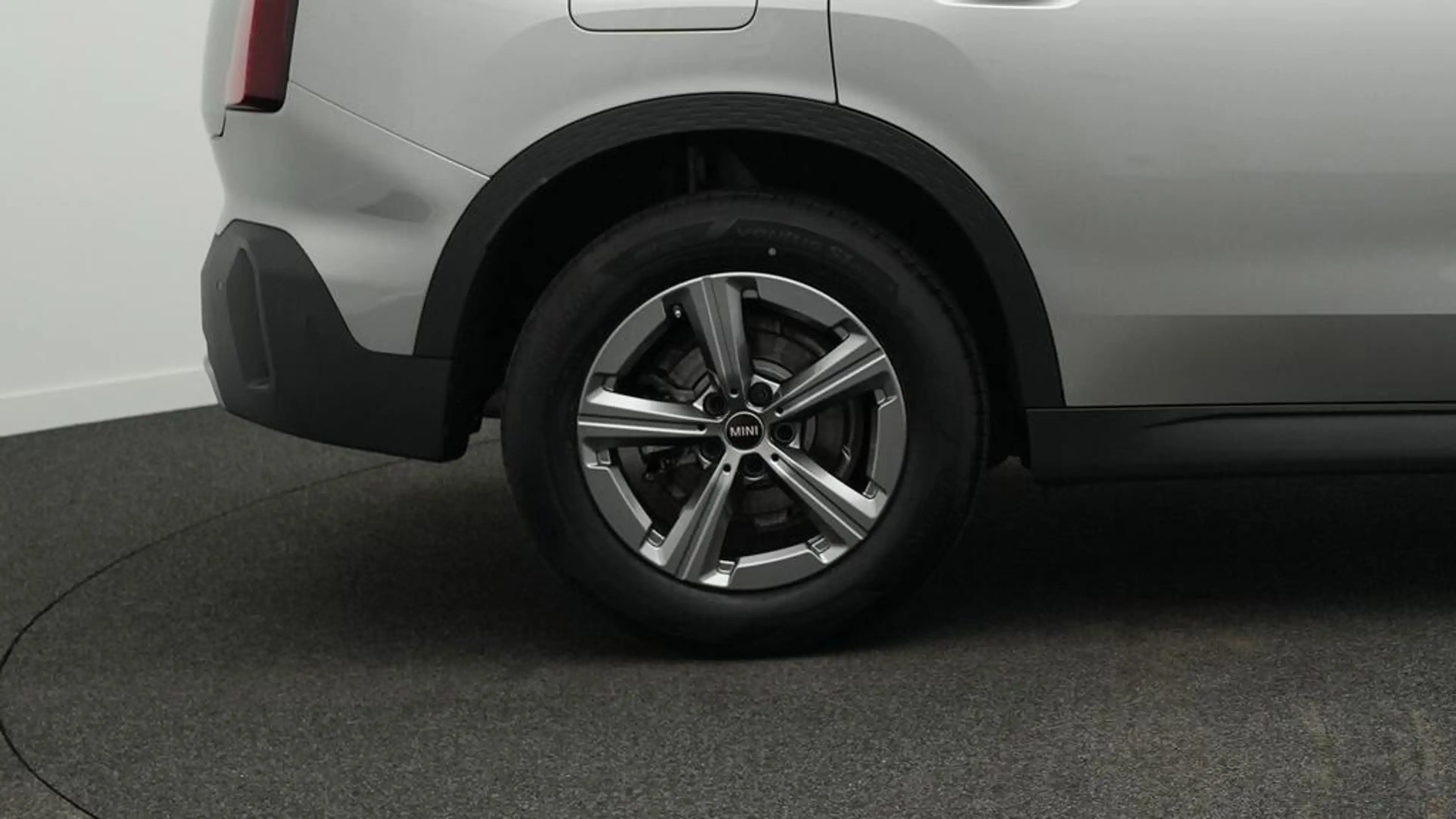 MINI Countryman C Classic Trim — photo 10