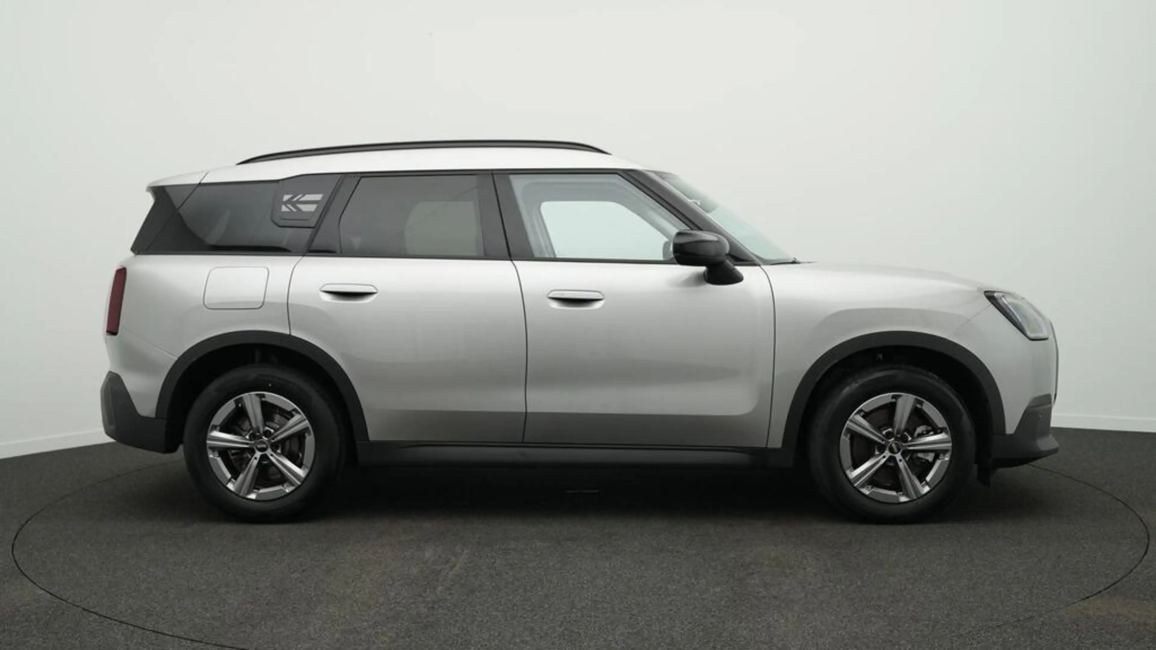 MINI Countryman C Classic Trim — photo 3