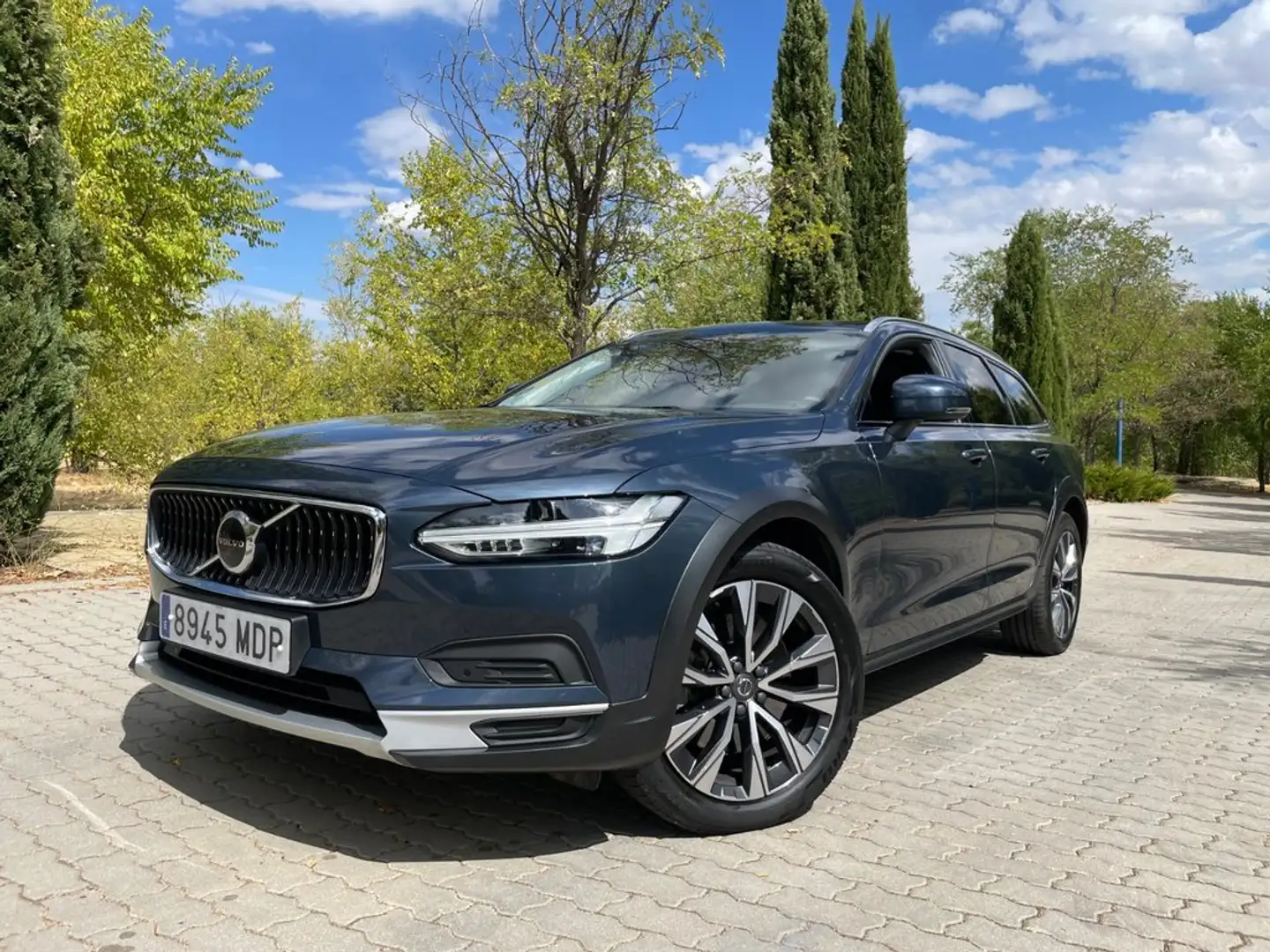 Volvo V90 Cross Country 2.0 B4 D Core AWD Auto Azul - 1