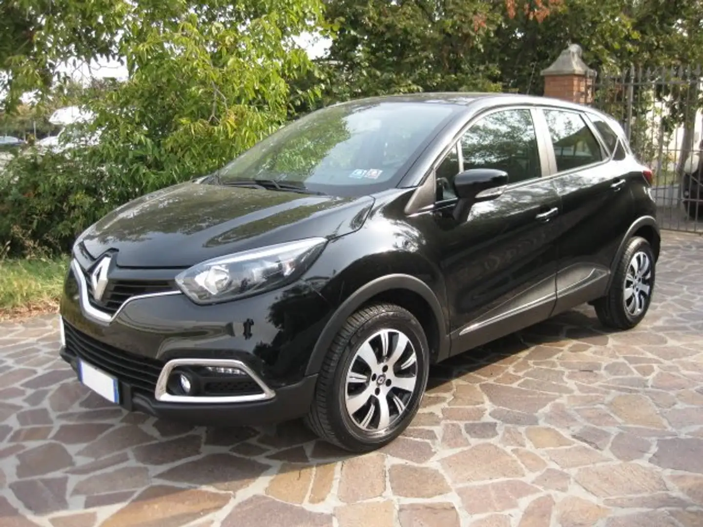 Renault Captur 0.9 tce Zen (live) 90cv E6 (per neopatentati) Nero - 1