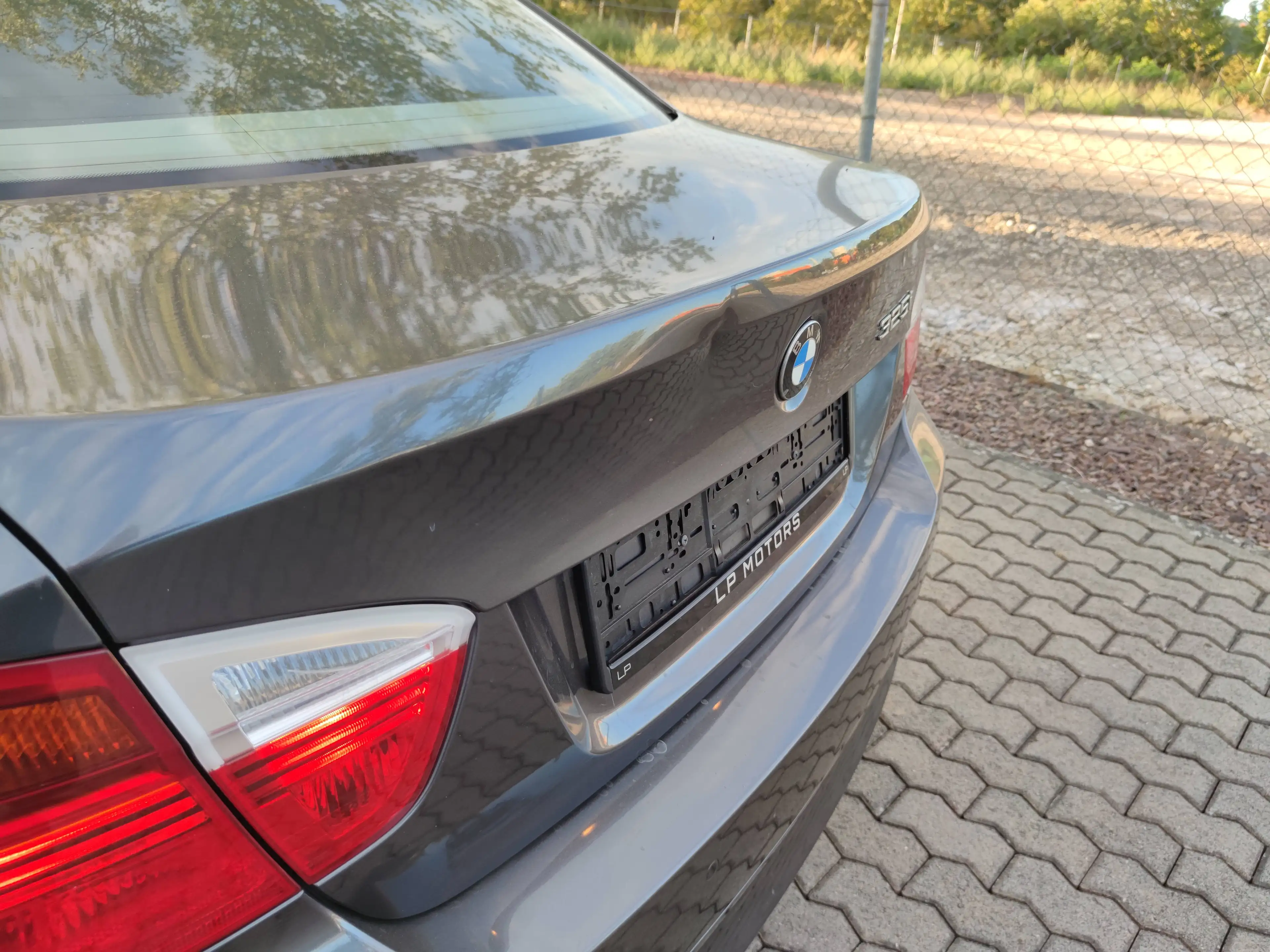 BMW 325 325 i Automatik Ledersitze Sport — photo 12