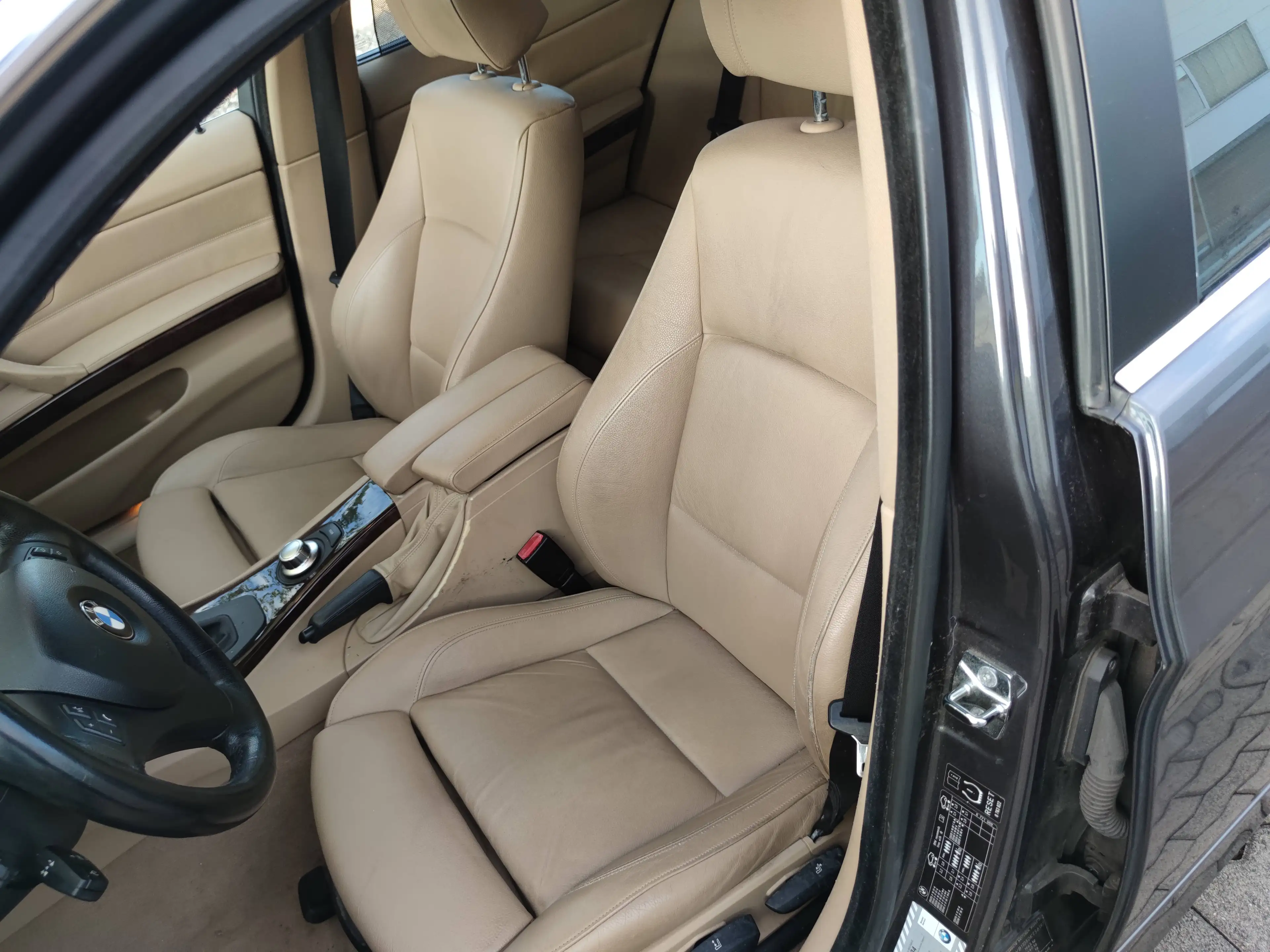 BMW 325 325 i Automatik Ledersitze Sport — photo 4