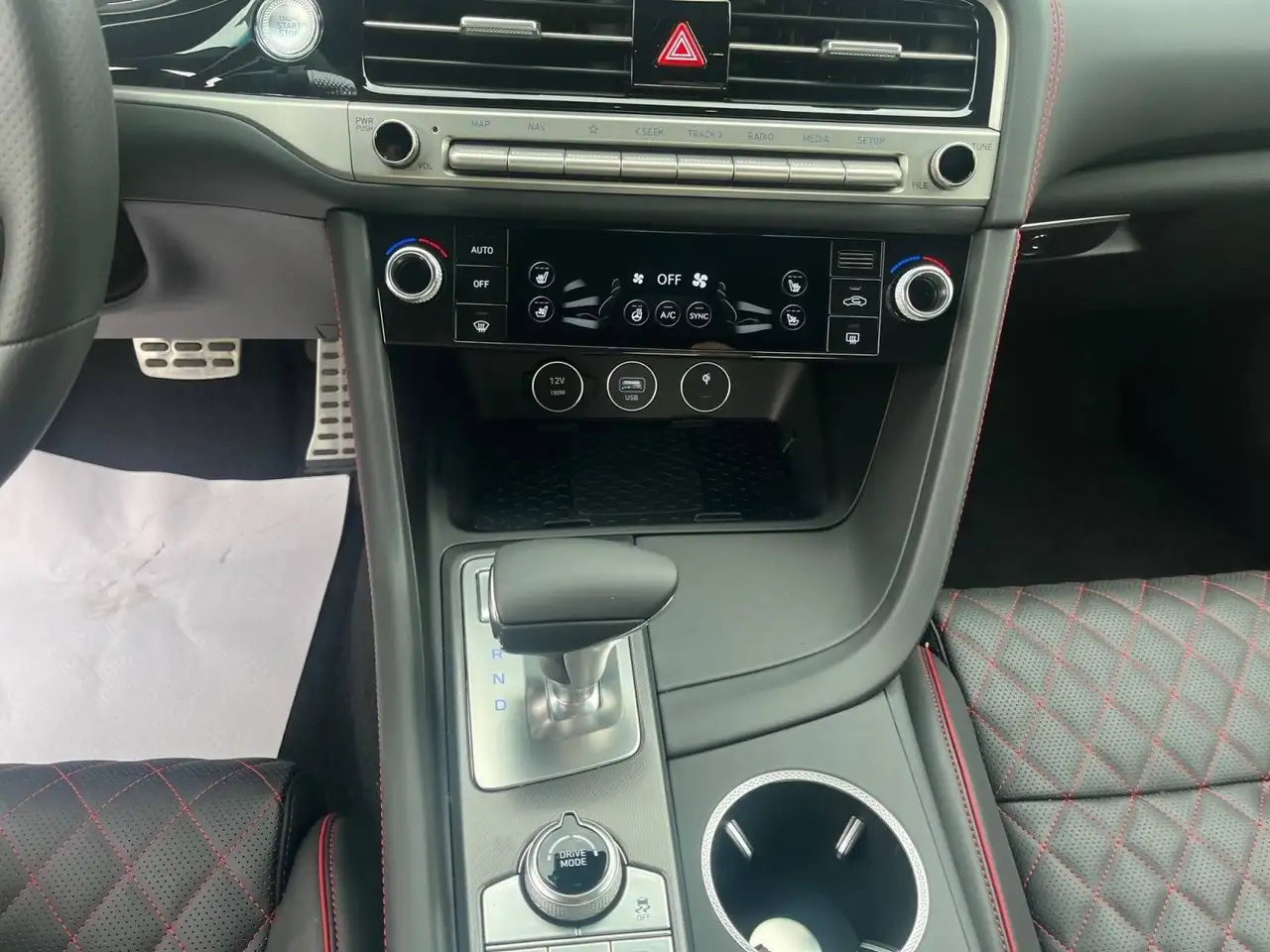 Genesis G70 снимка Genesis G70