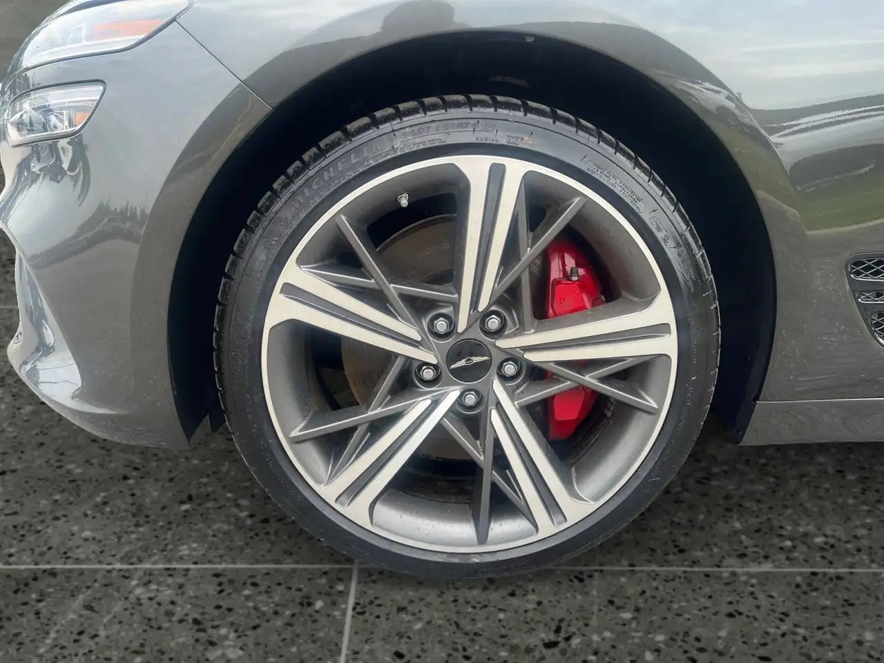 Genesis G70 снимка Genesis G70