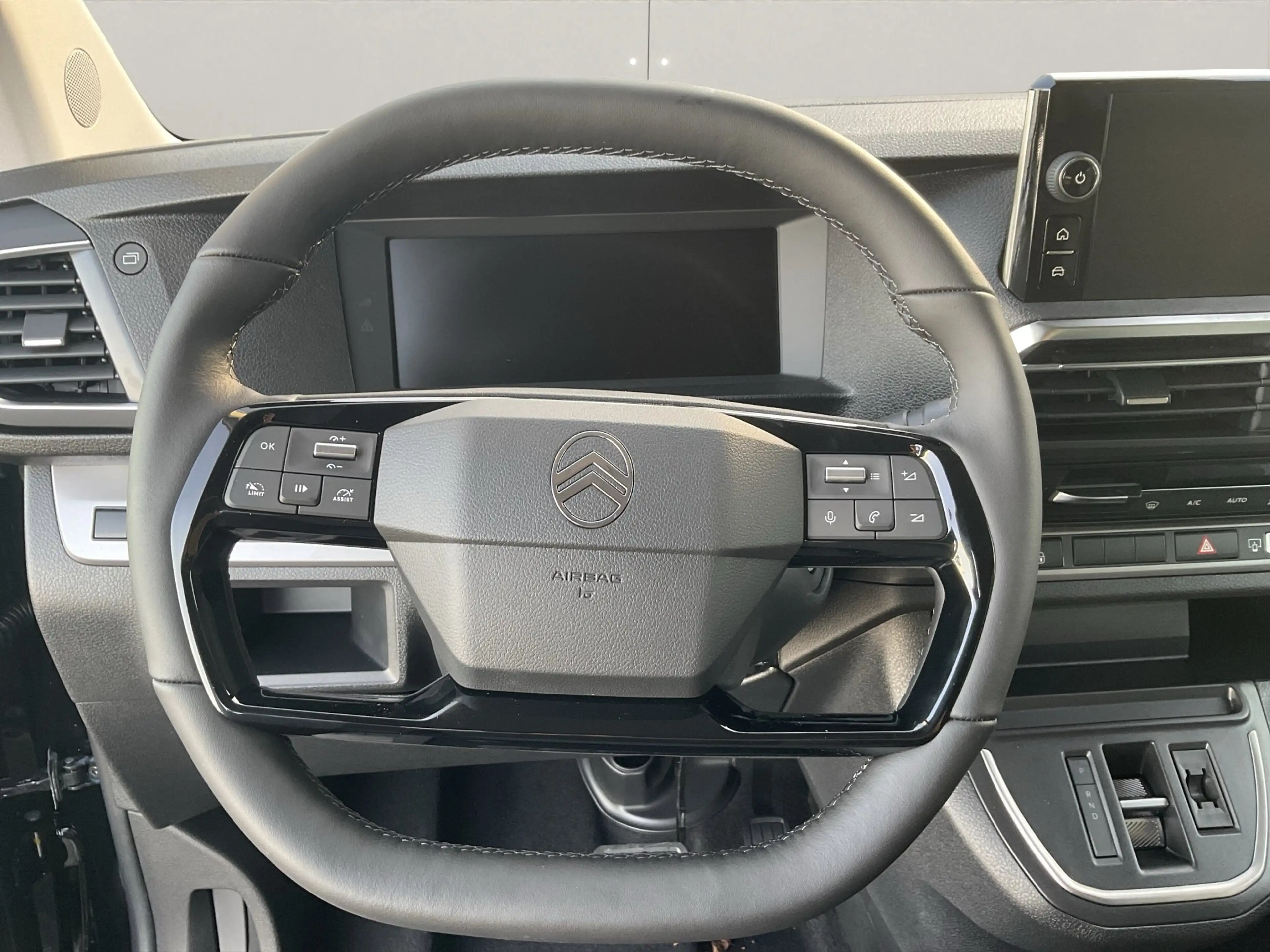 Citroen Spacetourer 2.2 Diesel 180 Plus M *AHK*Klimaauto. — photo 9