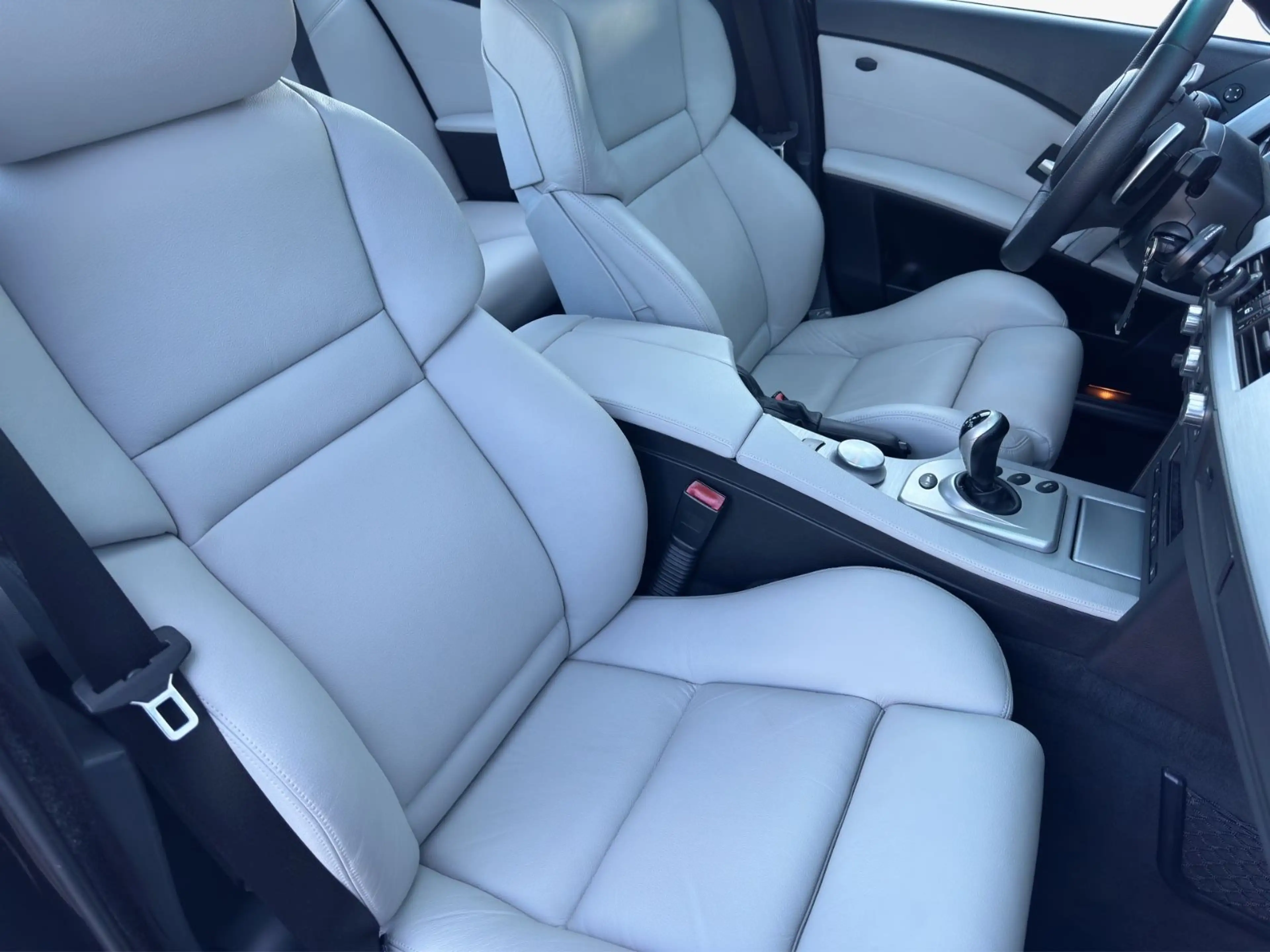 BMW M5 E60°V10°PANO°MEM°ST-HT°HI-FI°PDC°XENON° — photo 6