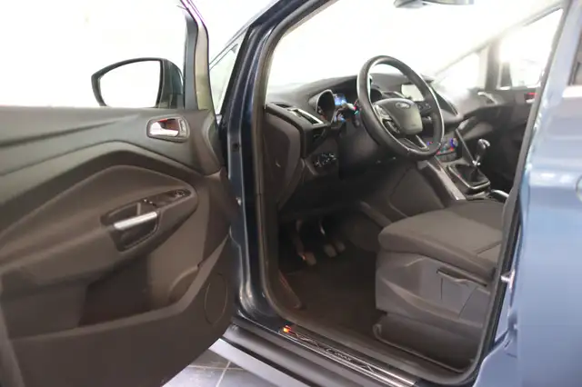 Ford Grand C-Max view 9
