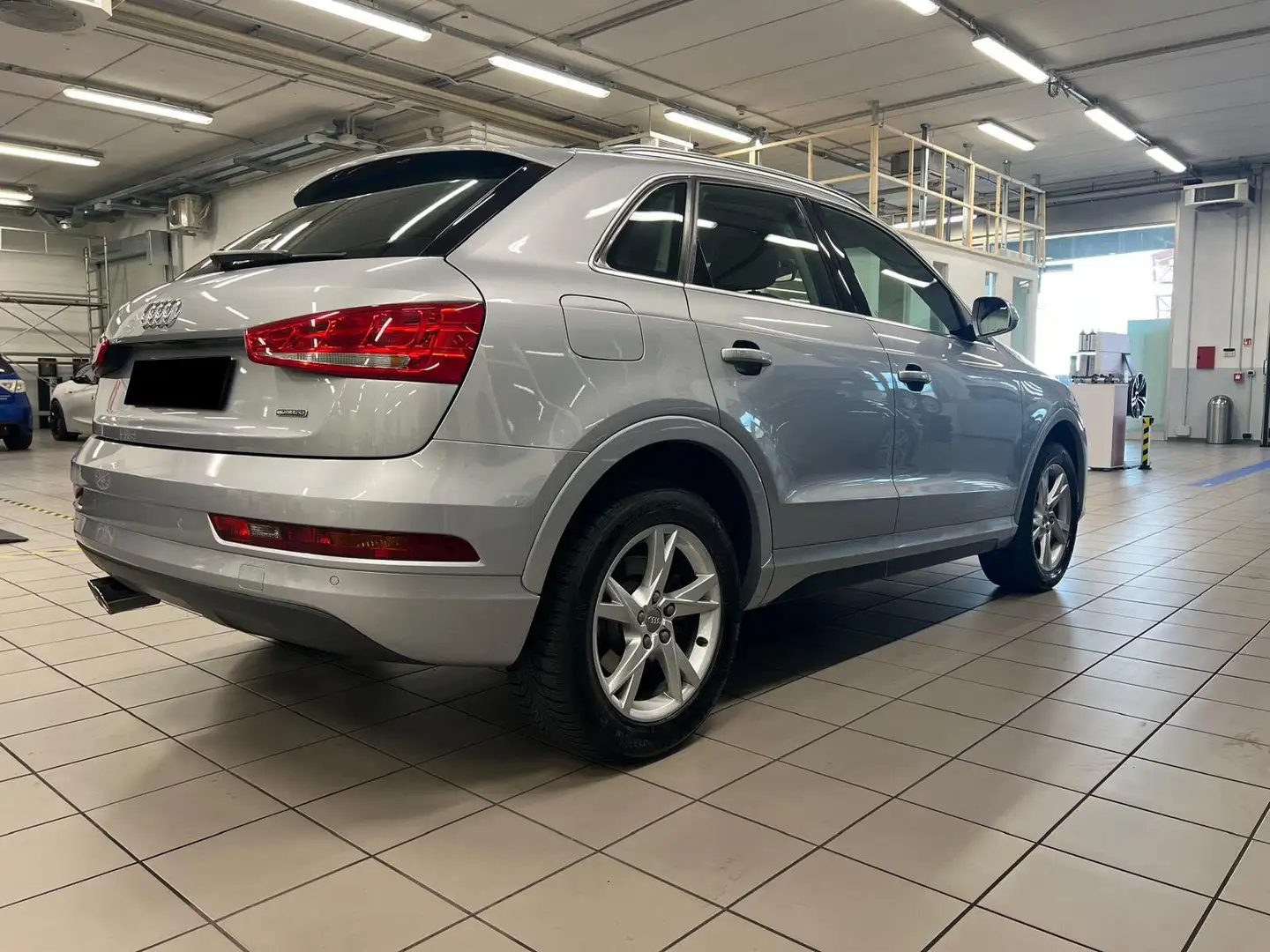 Audi Q3 2.0 TDI 150 CV PRONTA CONSEGNA Grigio - 2