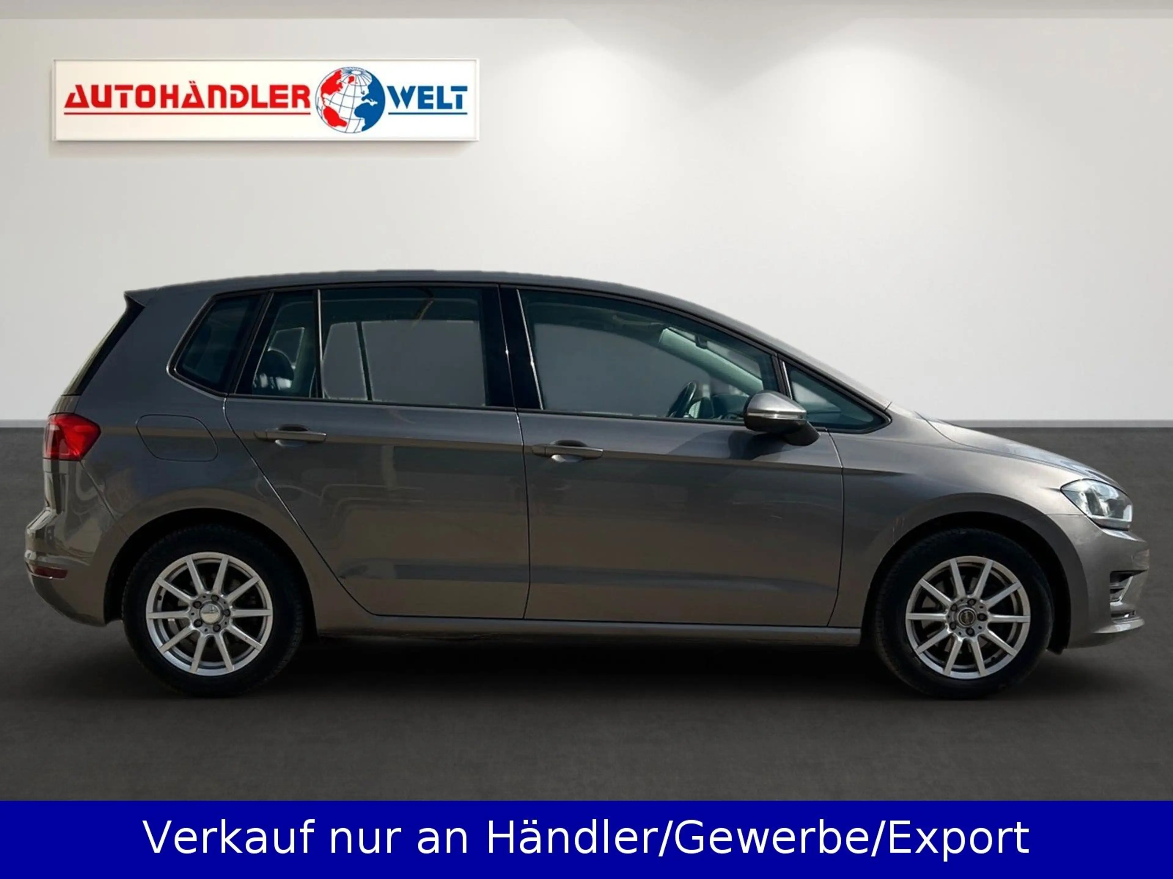 Volkswagen Golf Sportsvan VII 1.4 TSI 1.Hand AAC PDC AHK — photo 4