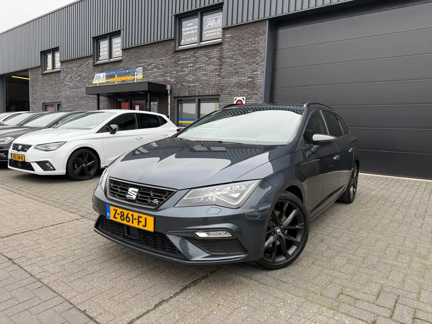 SEAT Leon ST 1.5 TSI FR Ultimate Edition Black Sky | 1E EIGE Grau - 2