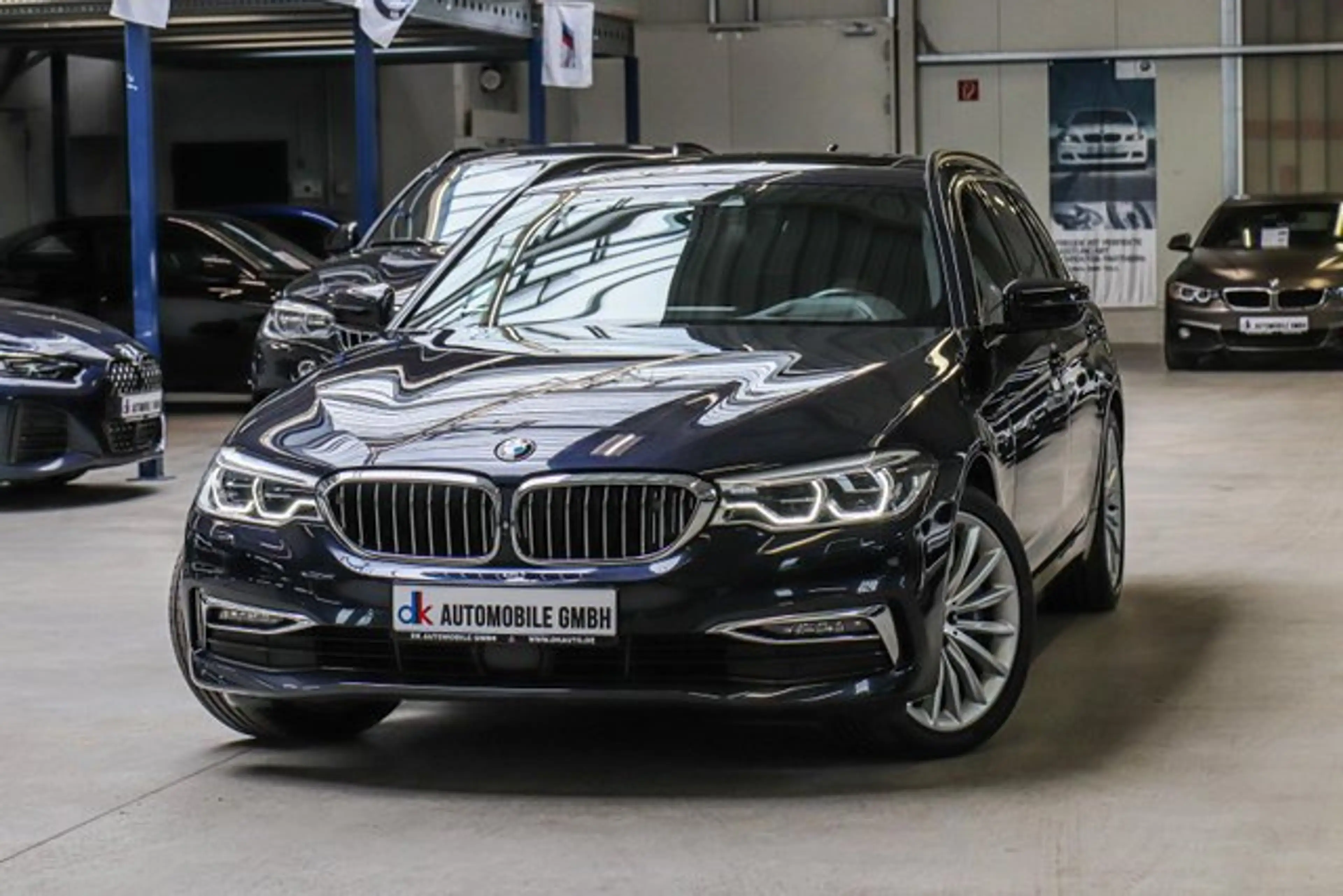 BMW 540 d xDrive Touring Sport-Aut/LUXURY LINE/HARMAN/ — photo 5