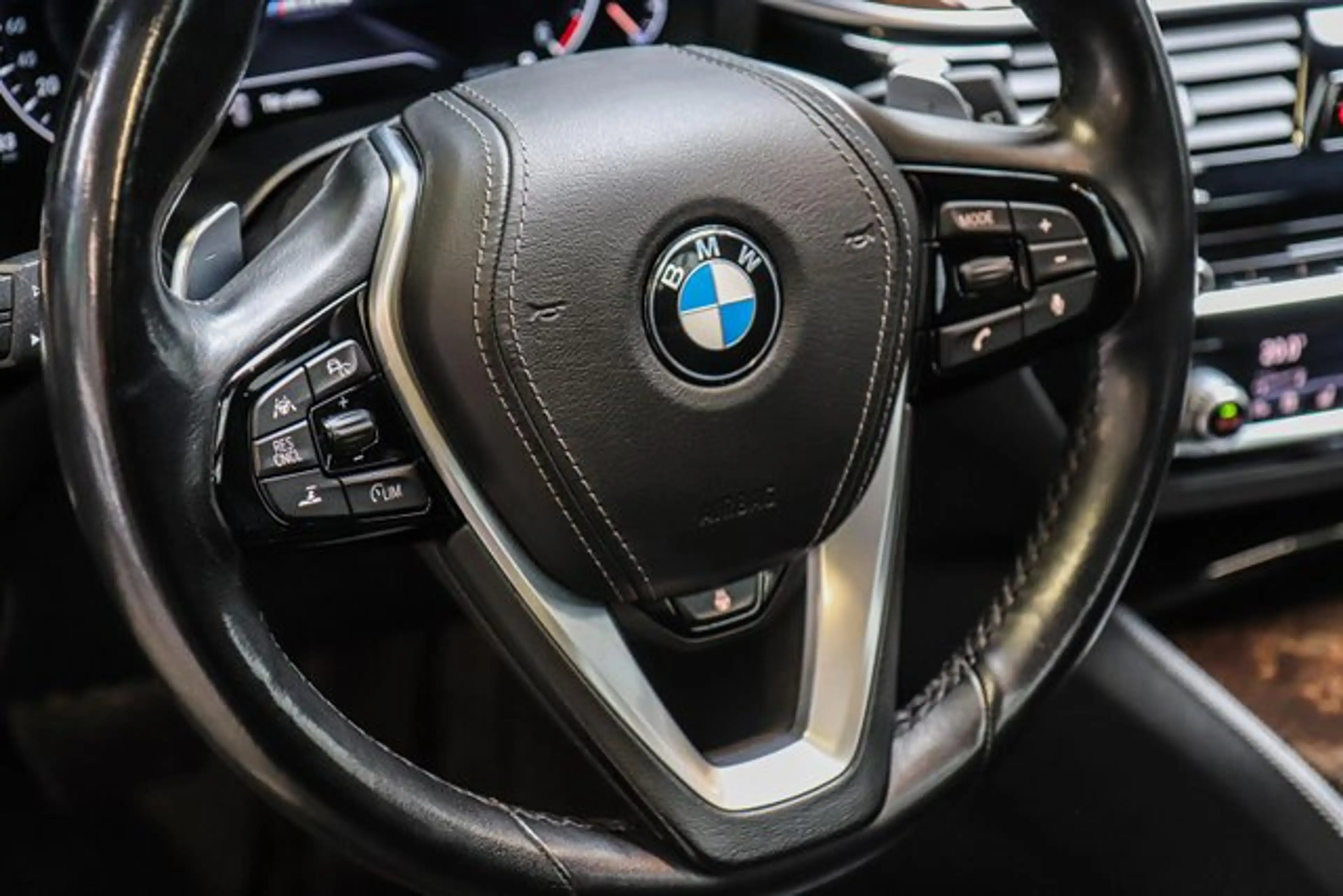 BMW 540 d xDrive Touring Sport-Aut/LUXURY LINE/HARMAN/ — photo 11