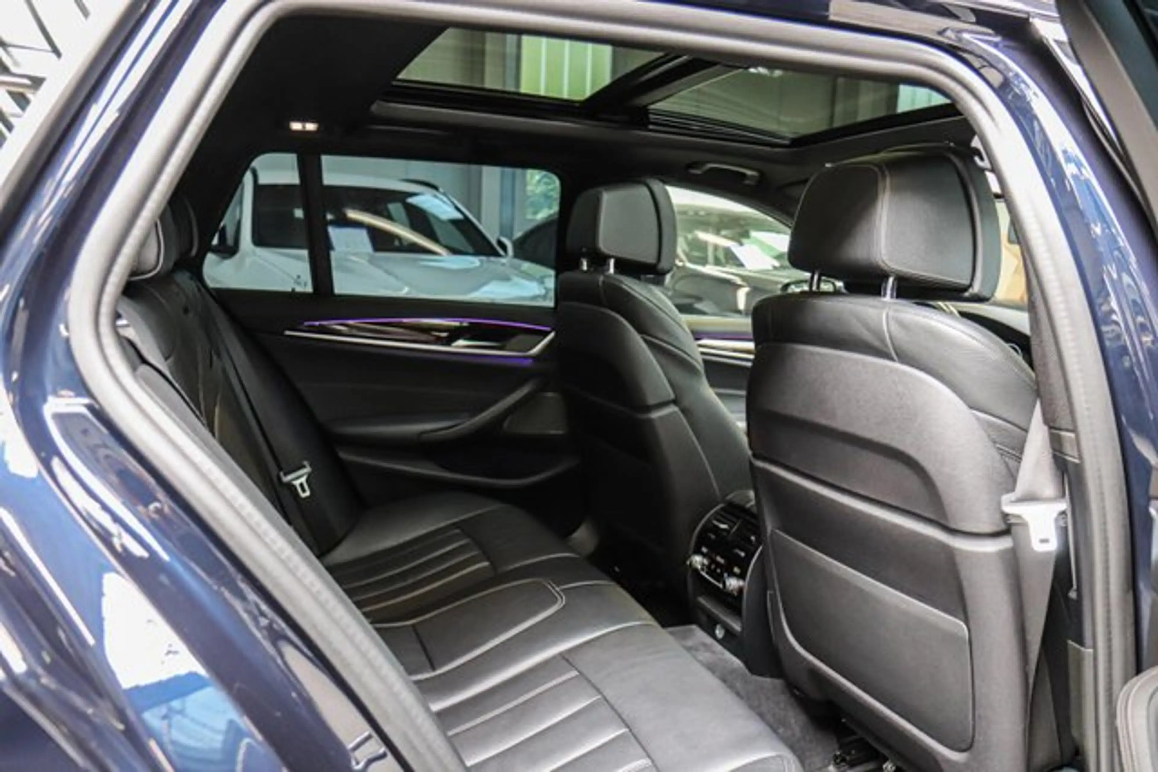BMW 540 d xDrive Touring Sport-Aut/LUXURY LINE/HARMAN/ — photo 15