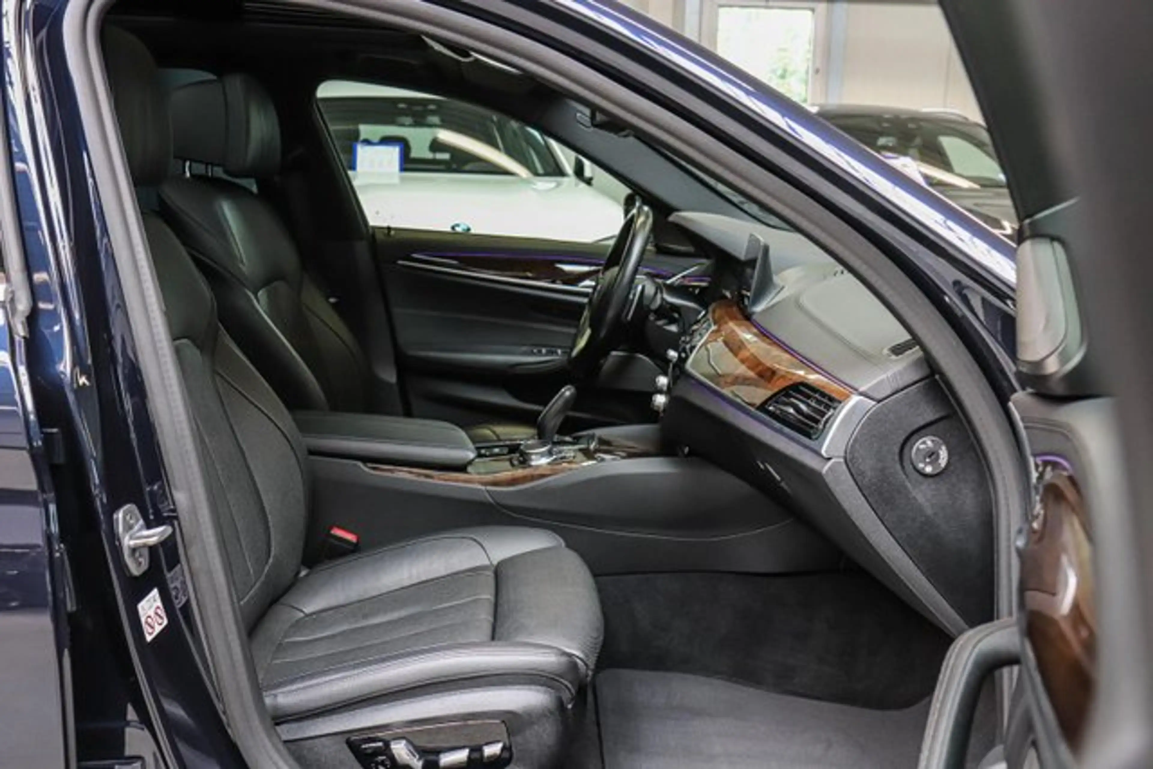 BMW 540 d xDrive Touring Sport-Aut/LUXURY LINE/HARMAN/ — photo 17