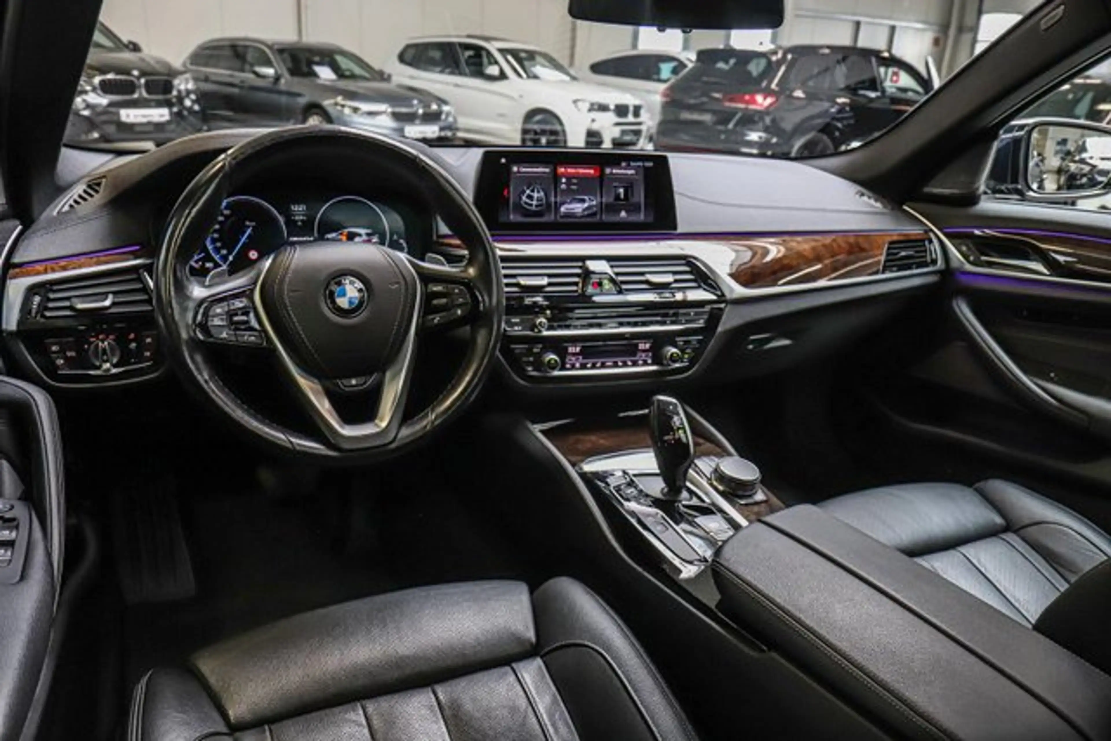 BMW 540 d xDrive Touring Sport-Aut/LUXURY LINE/HARMAN/ — photo 7