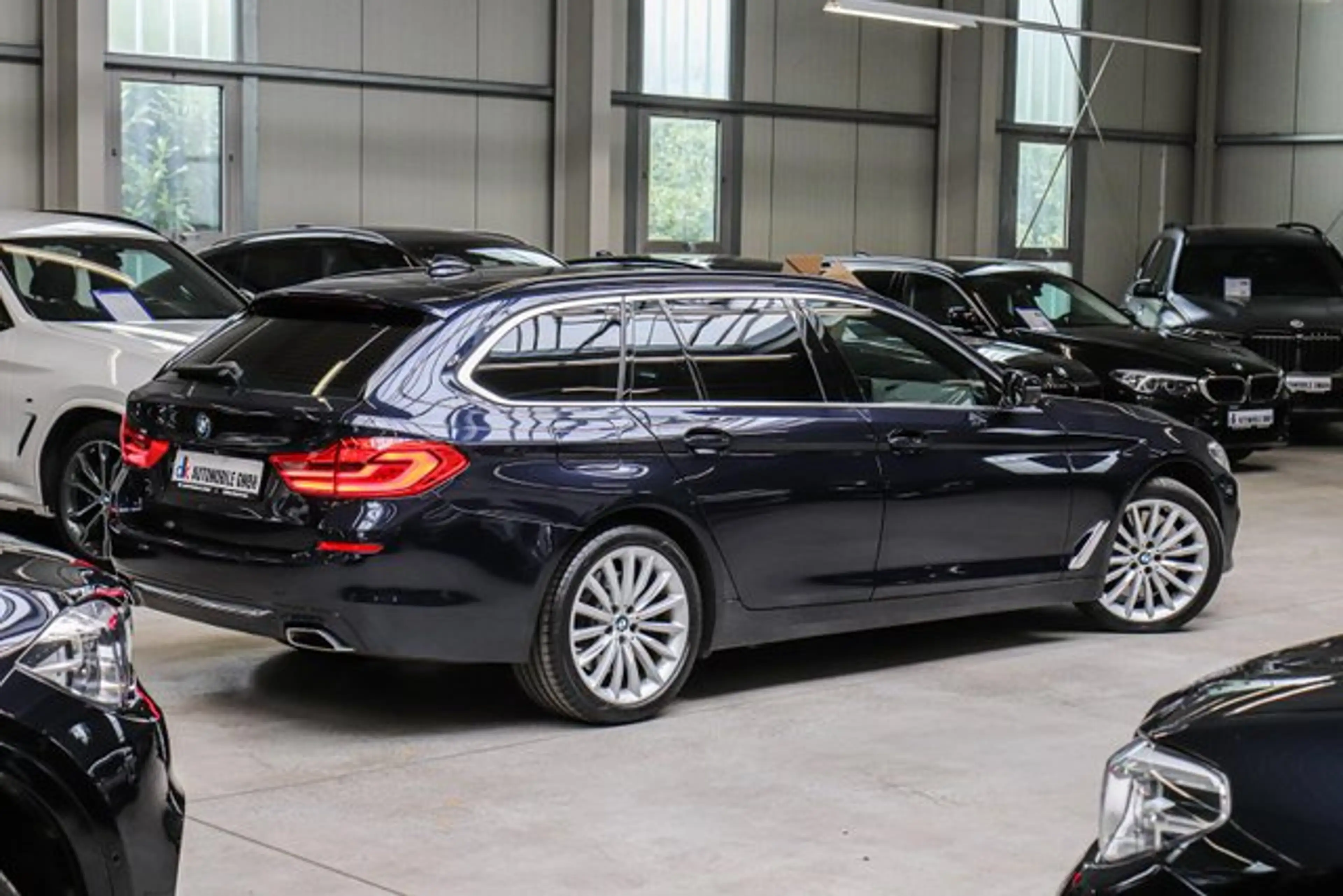 BMW 540 d xDrive Touring Sport-Aut/LUXURY LINE/HARMAN/ — photo 9