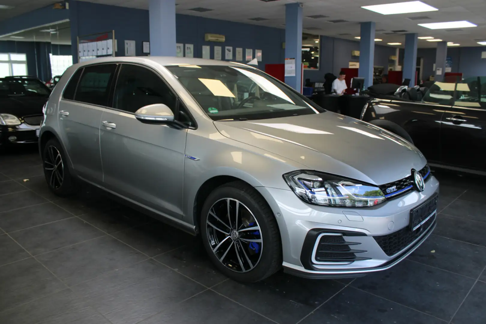 Volkswagen Golf 1.4 GTE Plug-In-Hybrid DSG Silber - 1