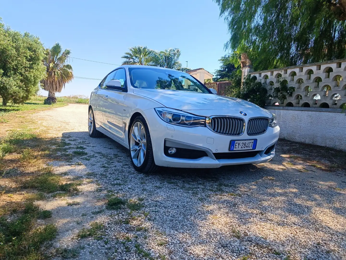 BMW 318 GT coupé - 1