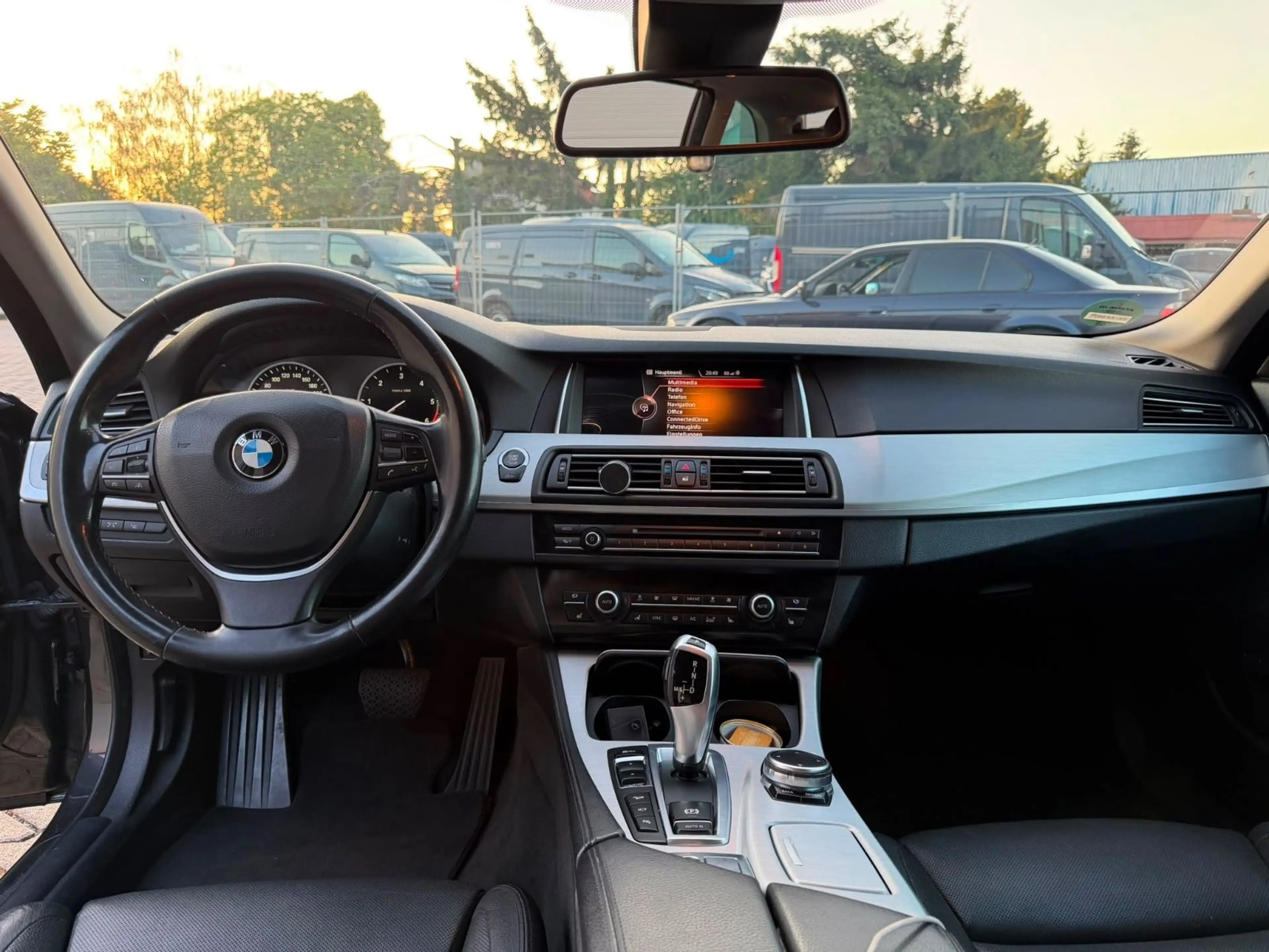 BMW 530 d xDrive Touring *360°Soft-Close*Head-Up* — photo 5