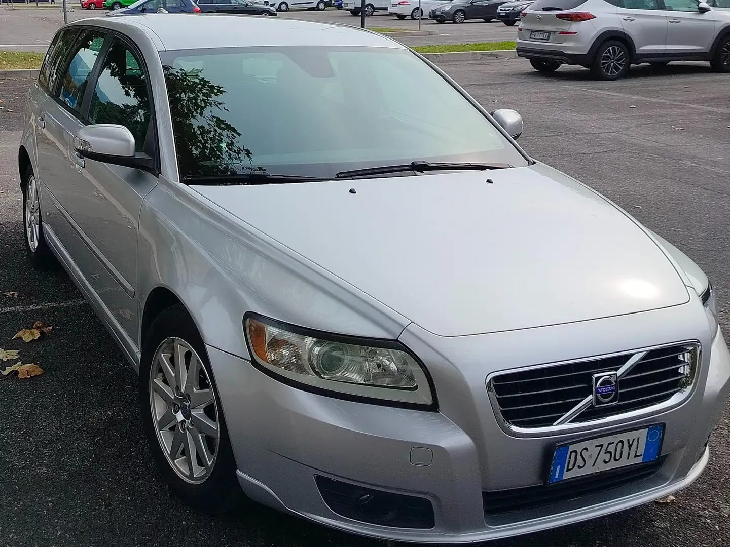 Volvo V50 V50 2.0d Momentum Argento - 1