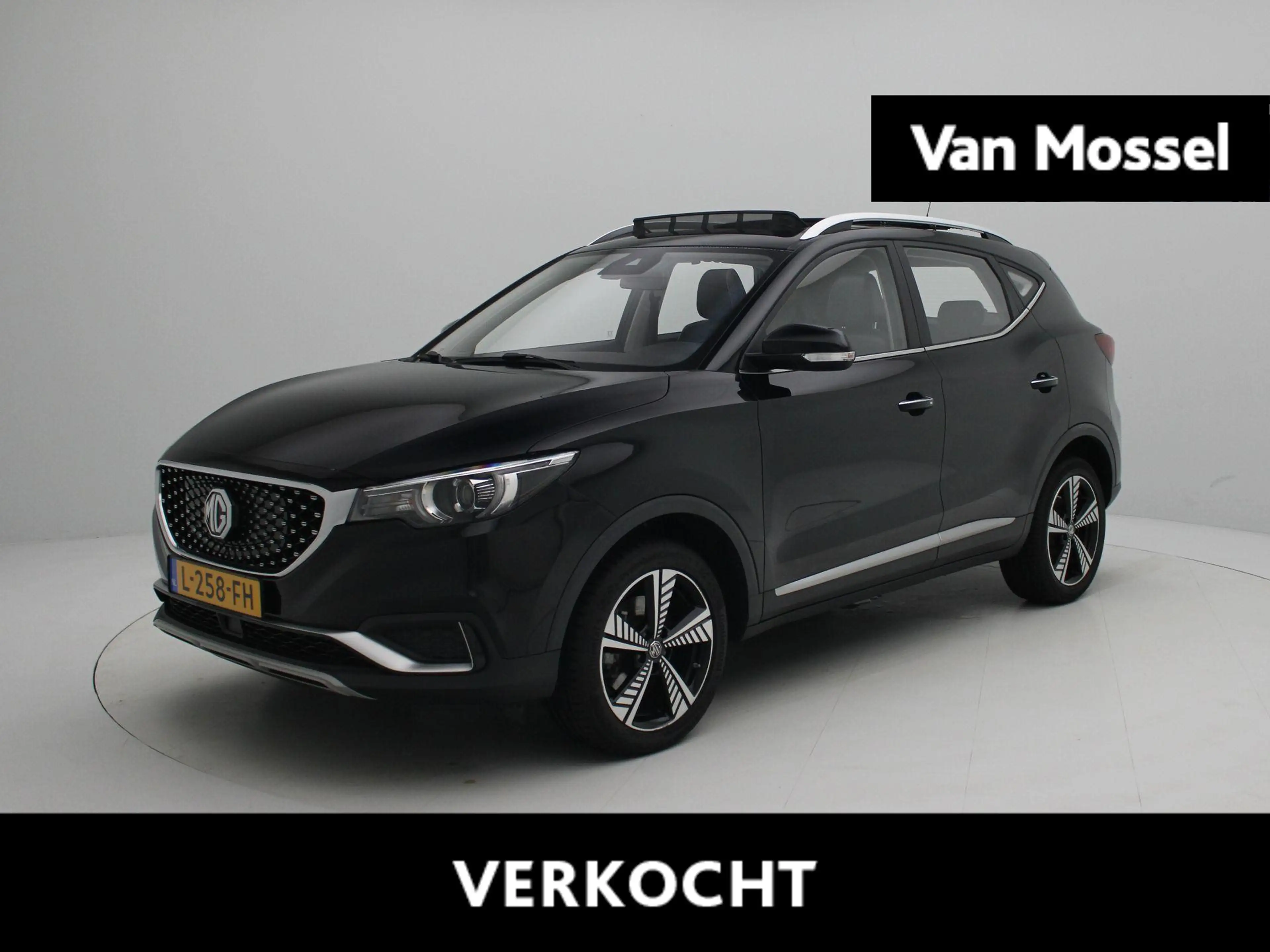 MG ZS EV Luxury 45 kWh | Panoramadak | Leder | Apple Car