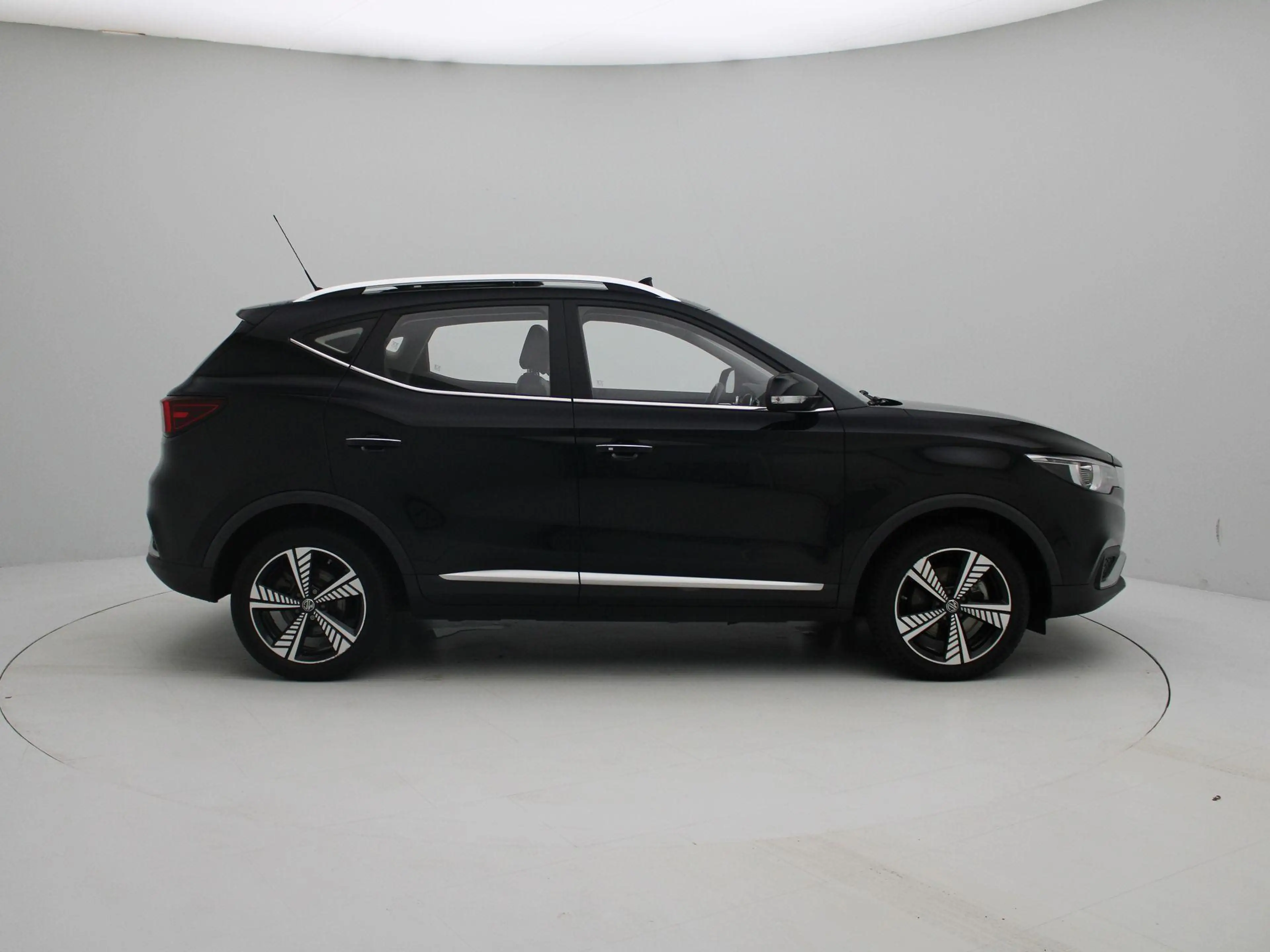 MG ZS EV Luxury 45 kWh | Panoramadak | Leder | Apple Car — photo 6