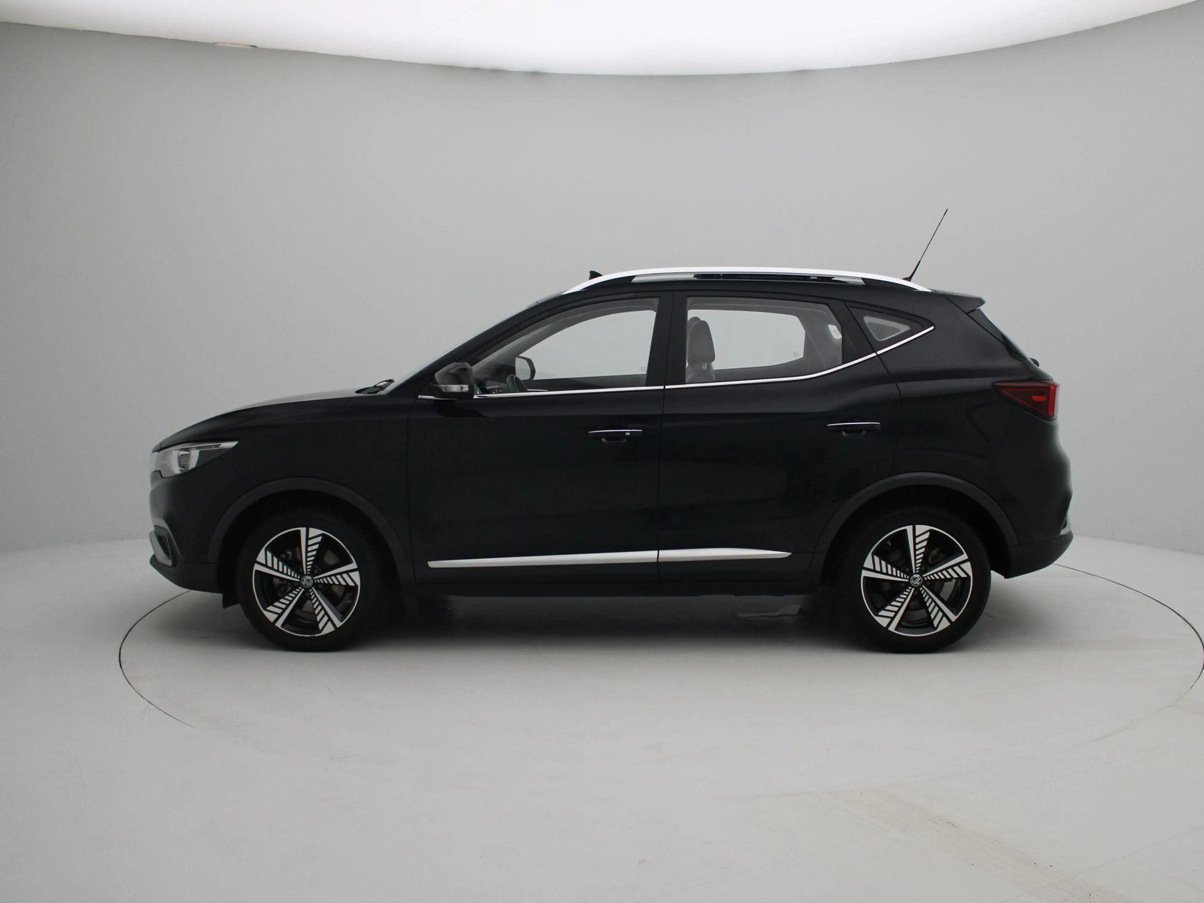 MG ZS EV Luxury 45 kWh | Panoramadak | Leder | Apple Car — photo 4