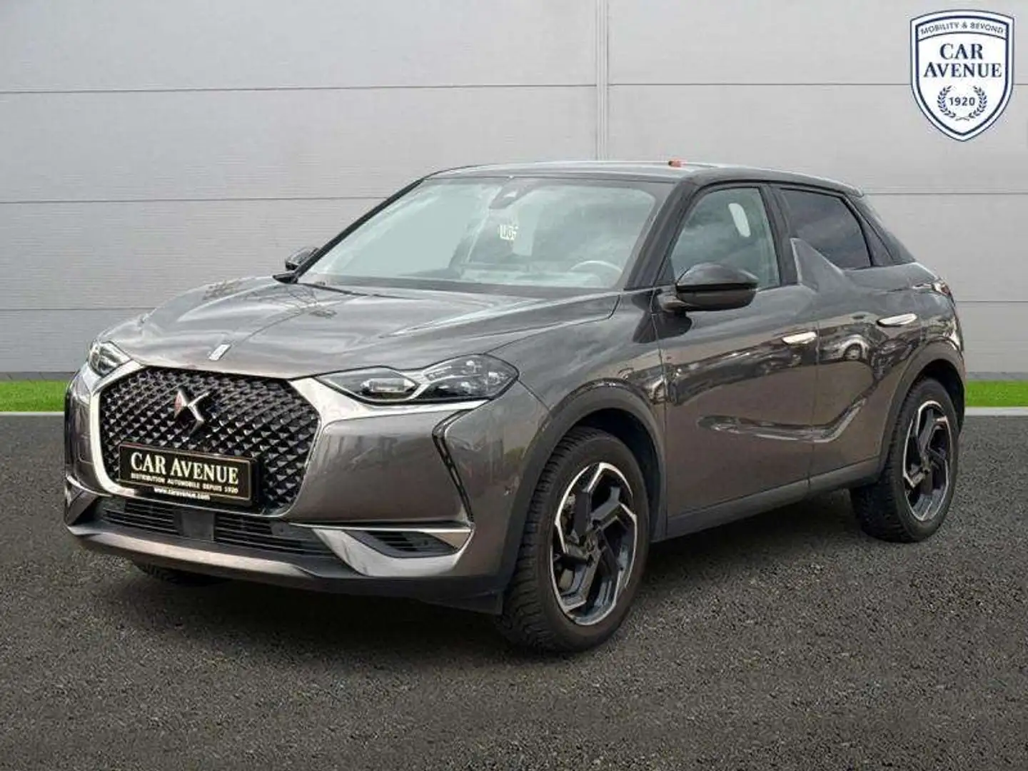 DS Automobiles DS 3 Crossback PureTech 130ch So Chic Automatique 7cv Gris - 1