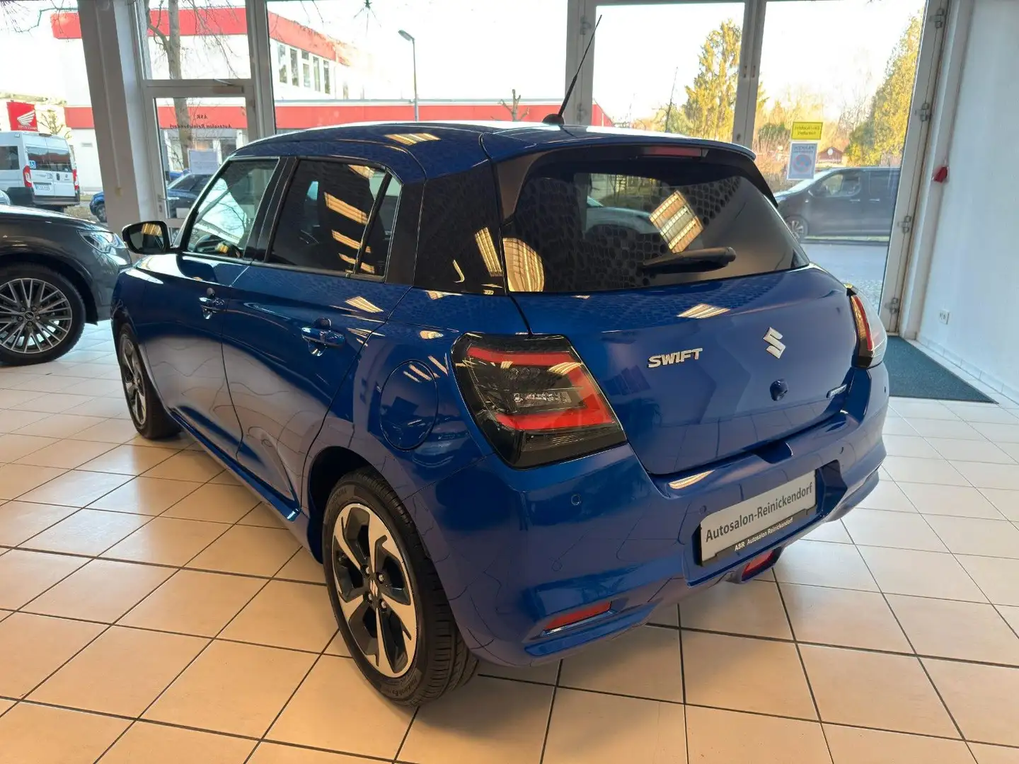 Suzuki Swift 1.2 Hybrid Comfort+*ACC*KAMERA*NAVI*LED* Blau - 2