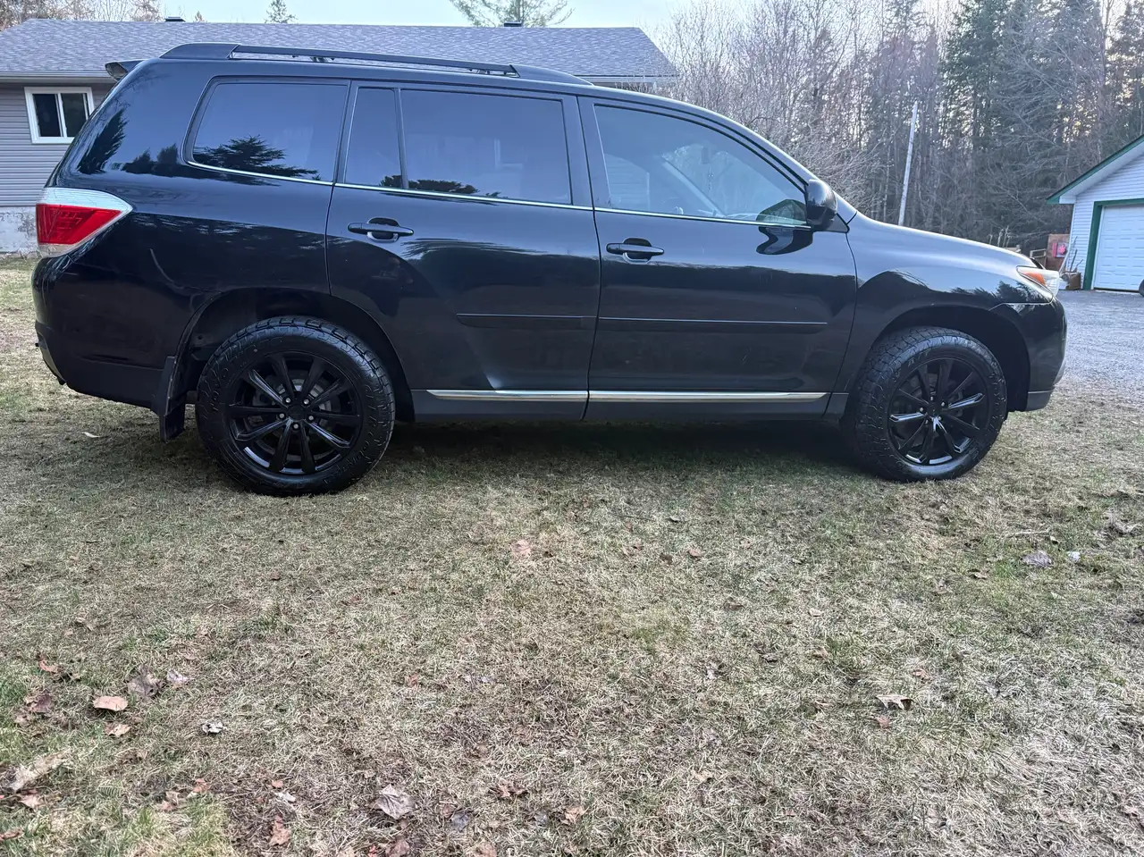 Toyota Highlander снимка Toyota Highlander