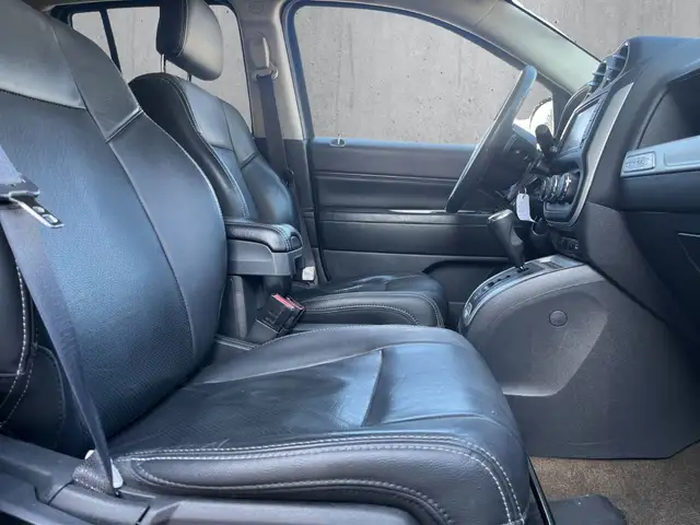 Jeep Compass view 14