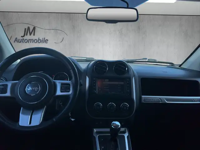 Jeep Compass view 12