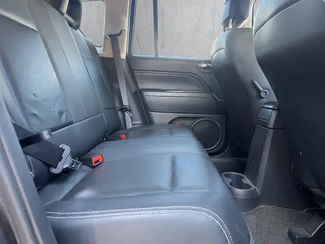 Jeep Compass view 16