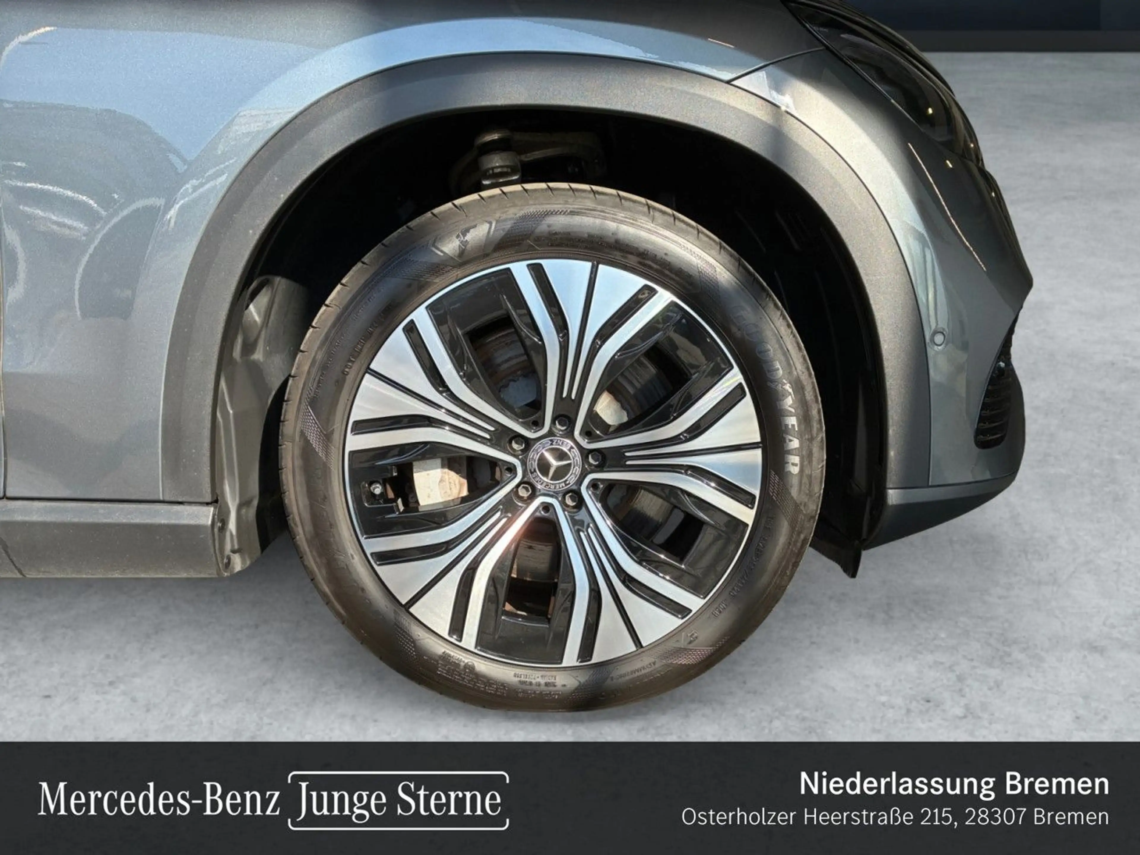 Mercedes-Benz EQE SUV EQE 300 AVANTG+360+AHK+LED+TOTW+KEYLESS — photo 3
