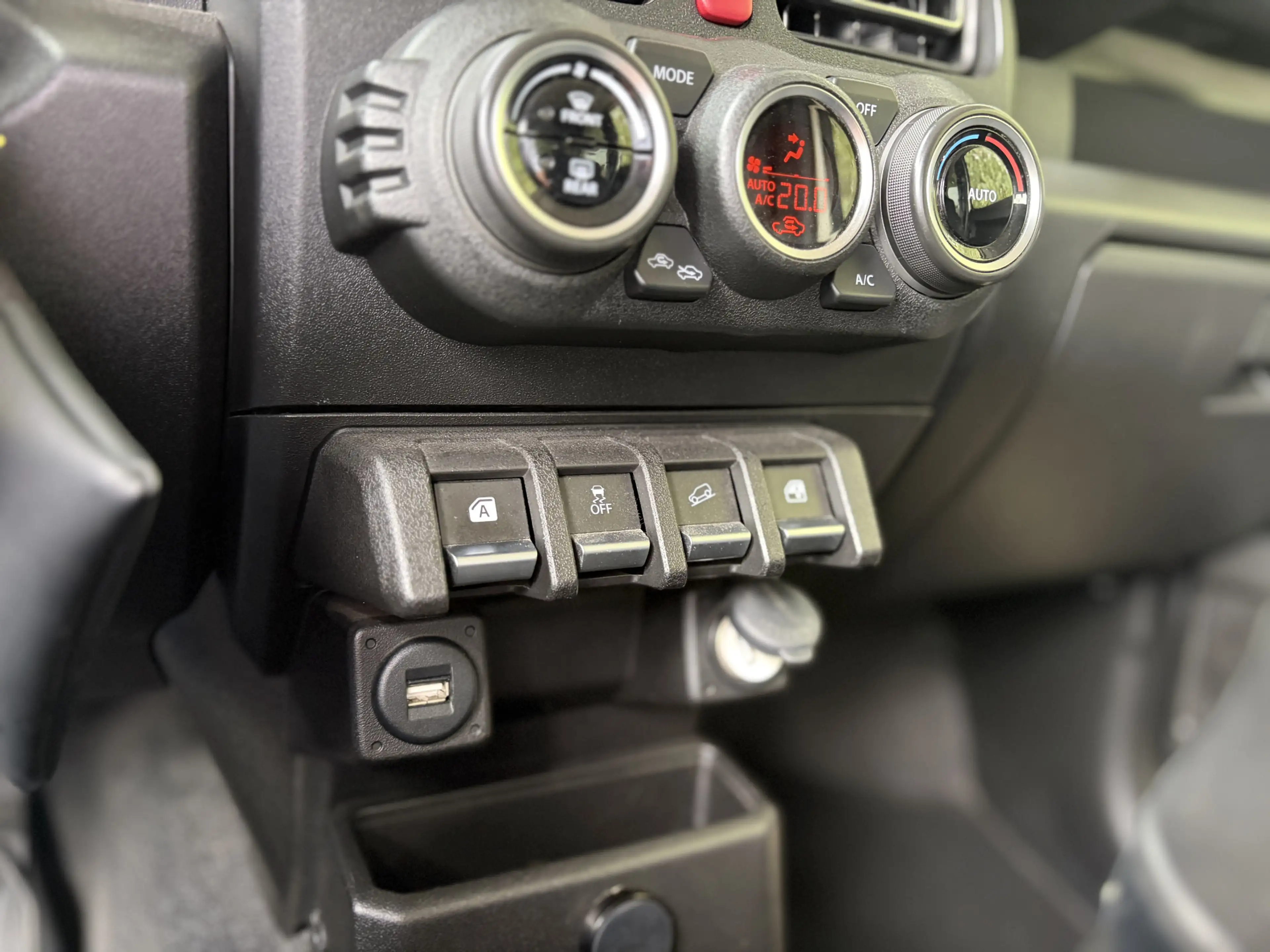 Suzuki Jimny 1.5 Comfort 4x4 Cruise Trekhaak — photo 21