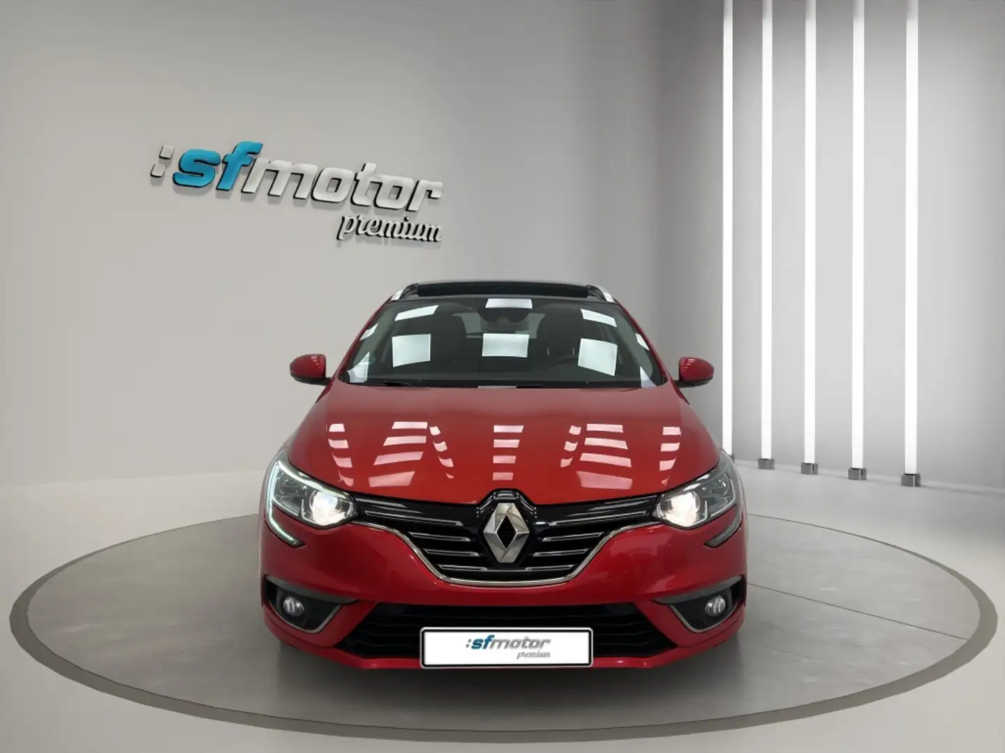 Renault Megane 1.5dCi Blue Bose 85kW Rojo - 2