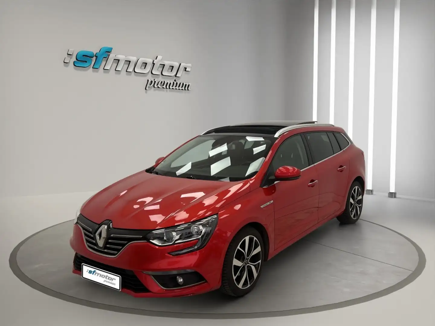 Renault Megane 1.5dCi Blue Bose 85kW Rojo - 1