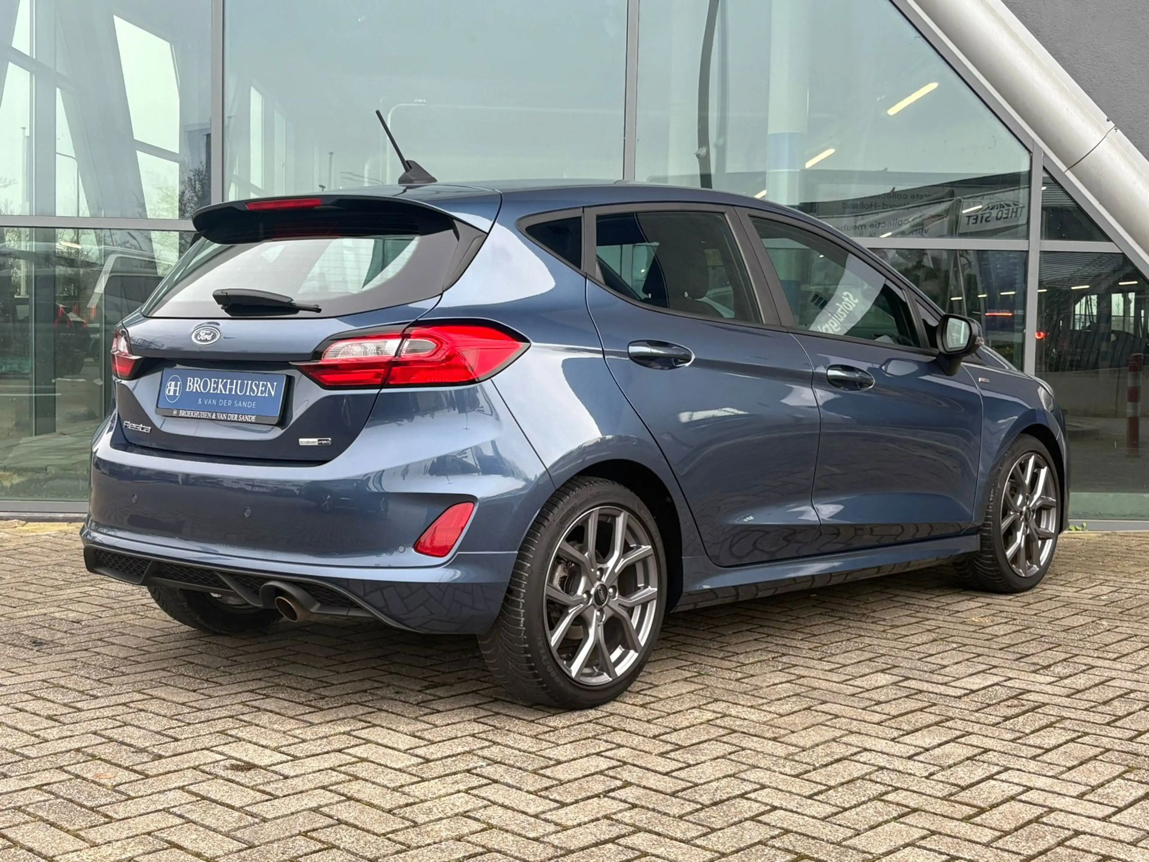 Ford Fiesta 1.0 EcoBoost Hybrid ST-Line X 125pk Automaat / Sto — photo 2