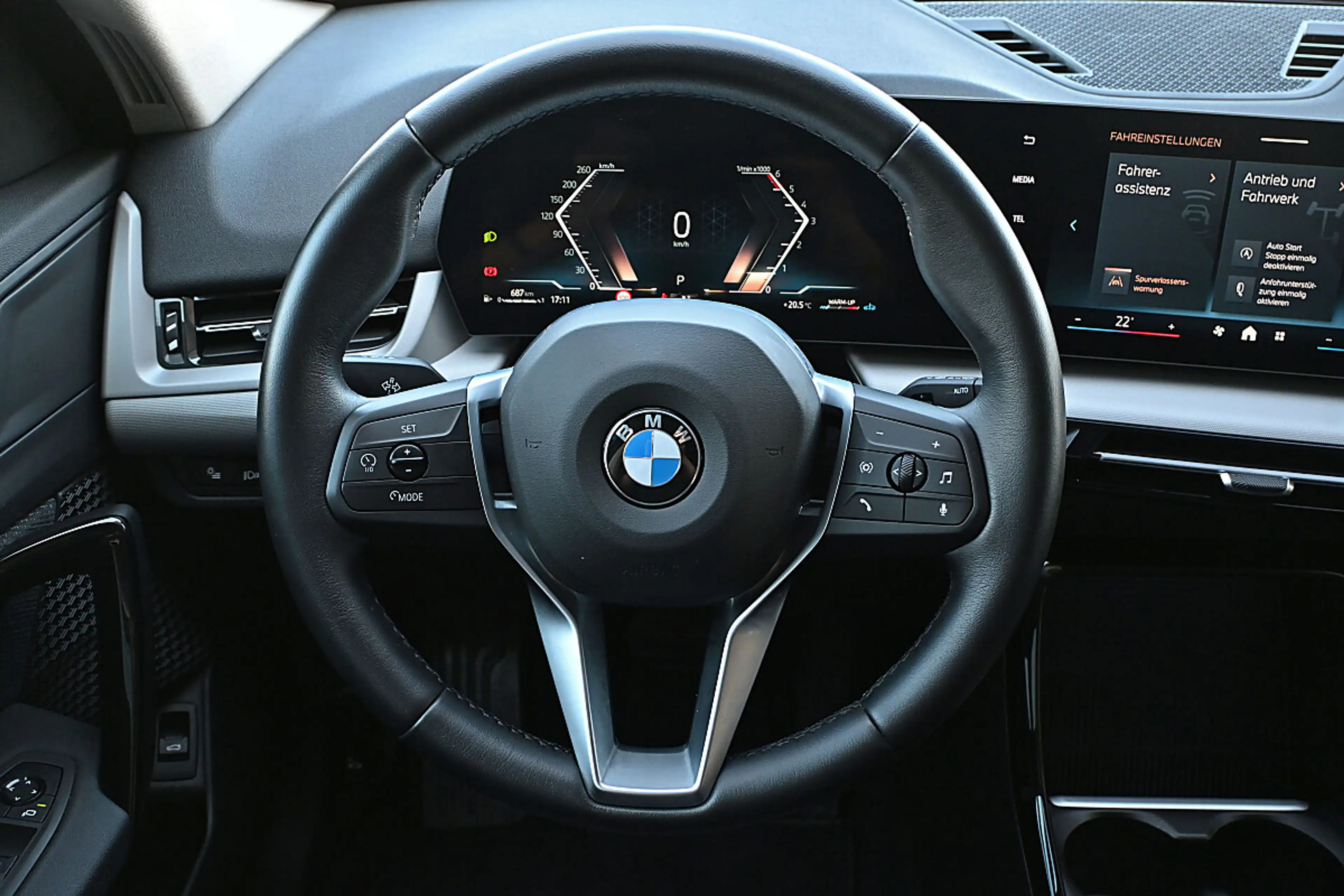 BMW X1 sDrive18d Aut. LED, Navi, Spurhalte, Kamera — photo 11